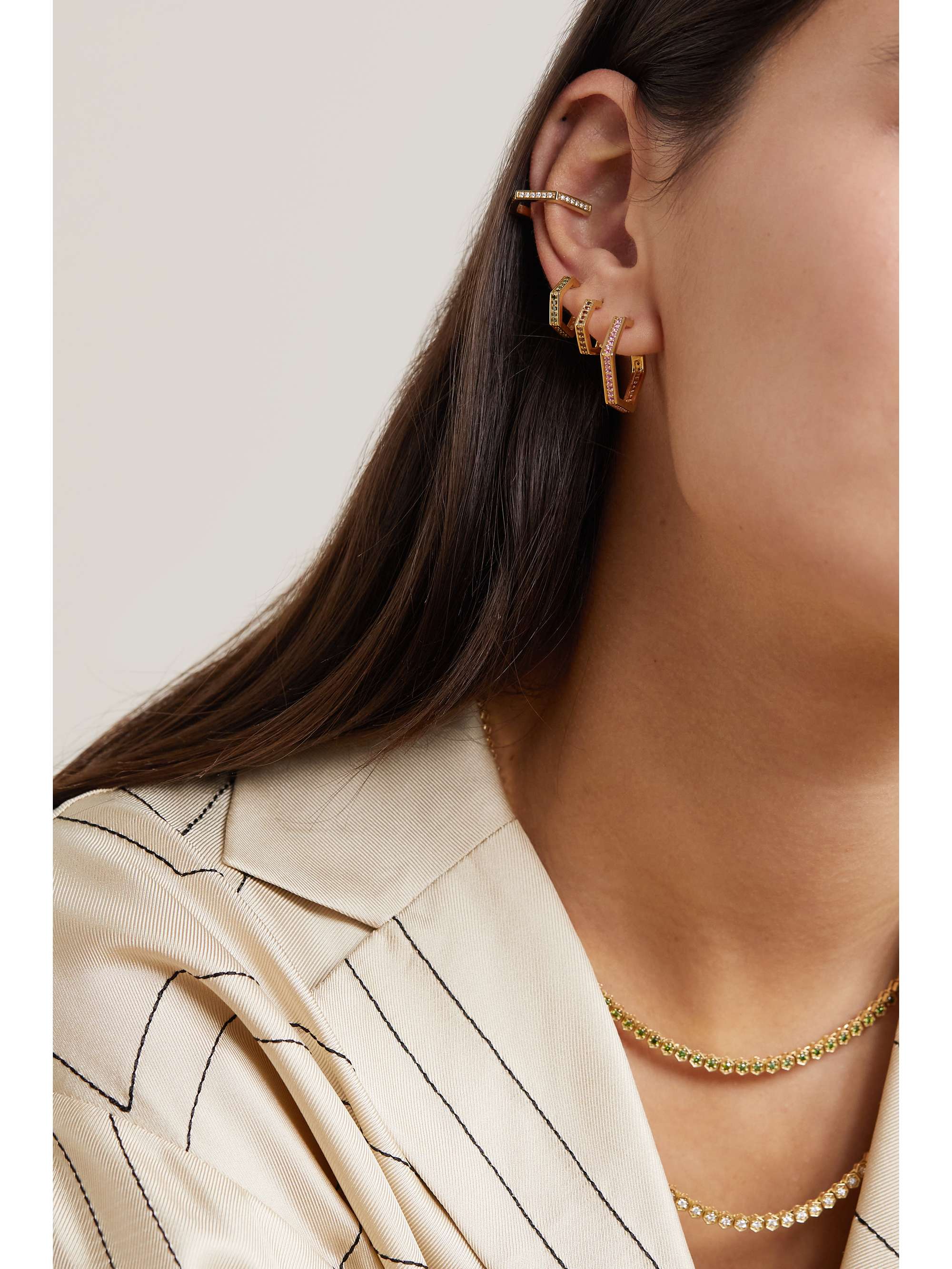 KOLOURS JEWELRY Hexagon 18-karat gold diamond ear cuff