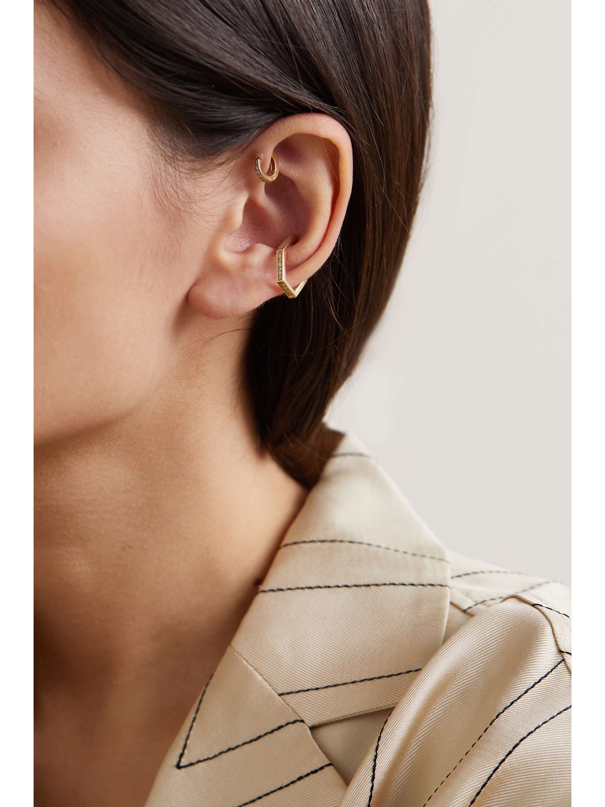 KOLOURS JEWELRY Hexagon 18-karat gold diamond ear cuff