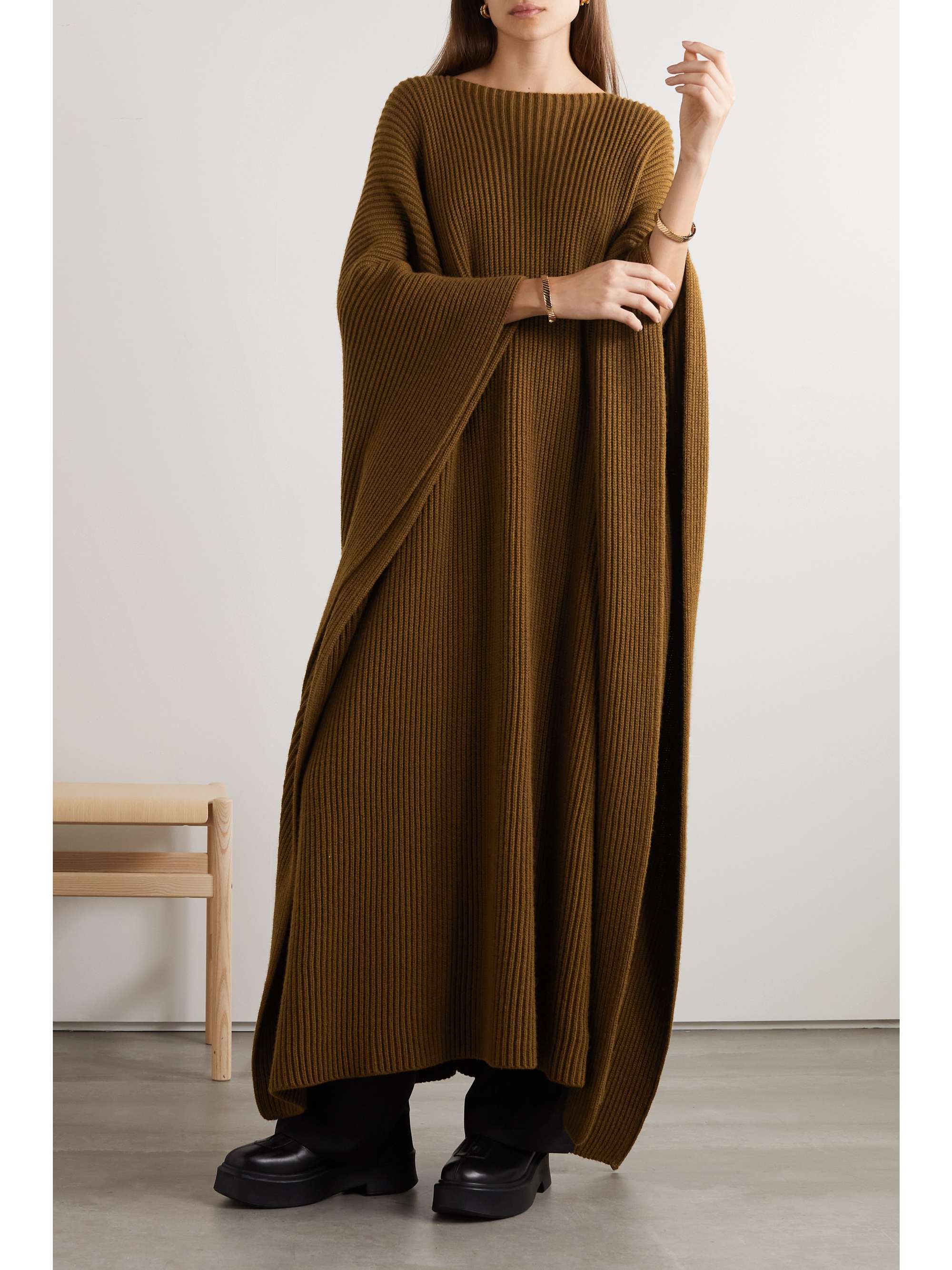 THE ROW Roman ribbed cashmere poncho