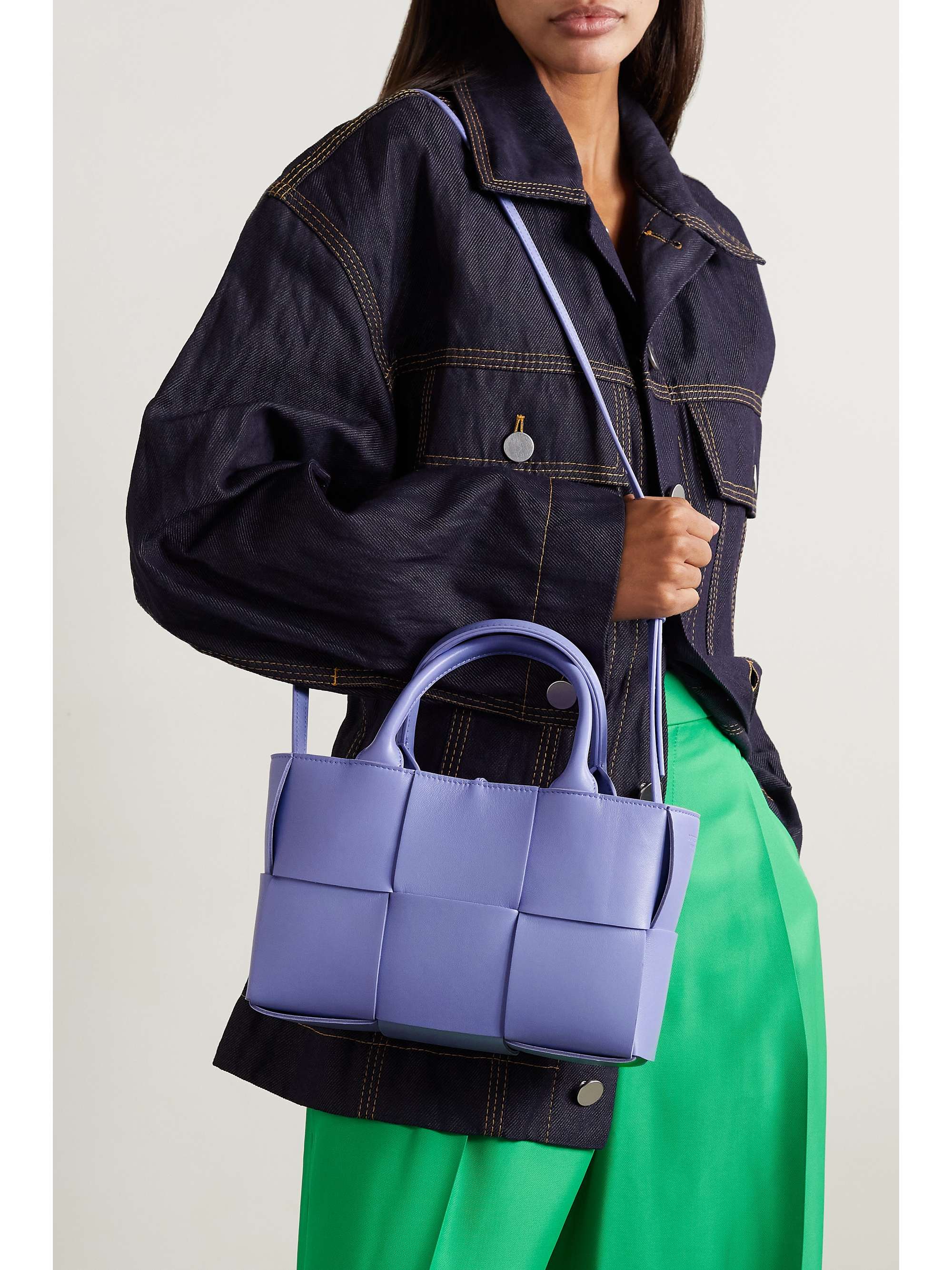 BOTTEGA VENETA Arco mini intrecciato textured-leather tote
