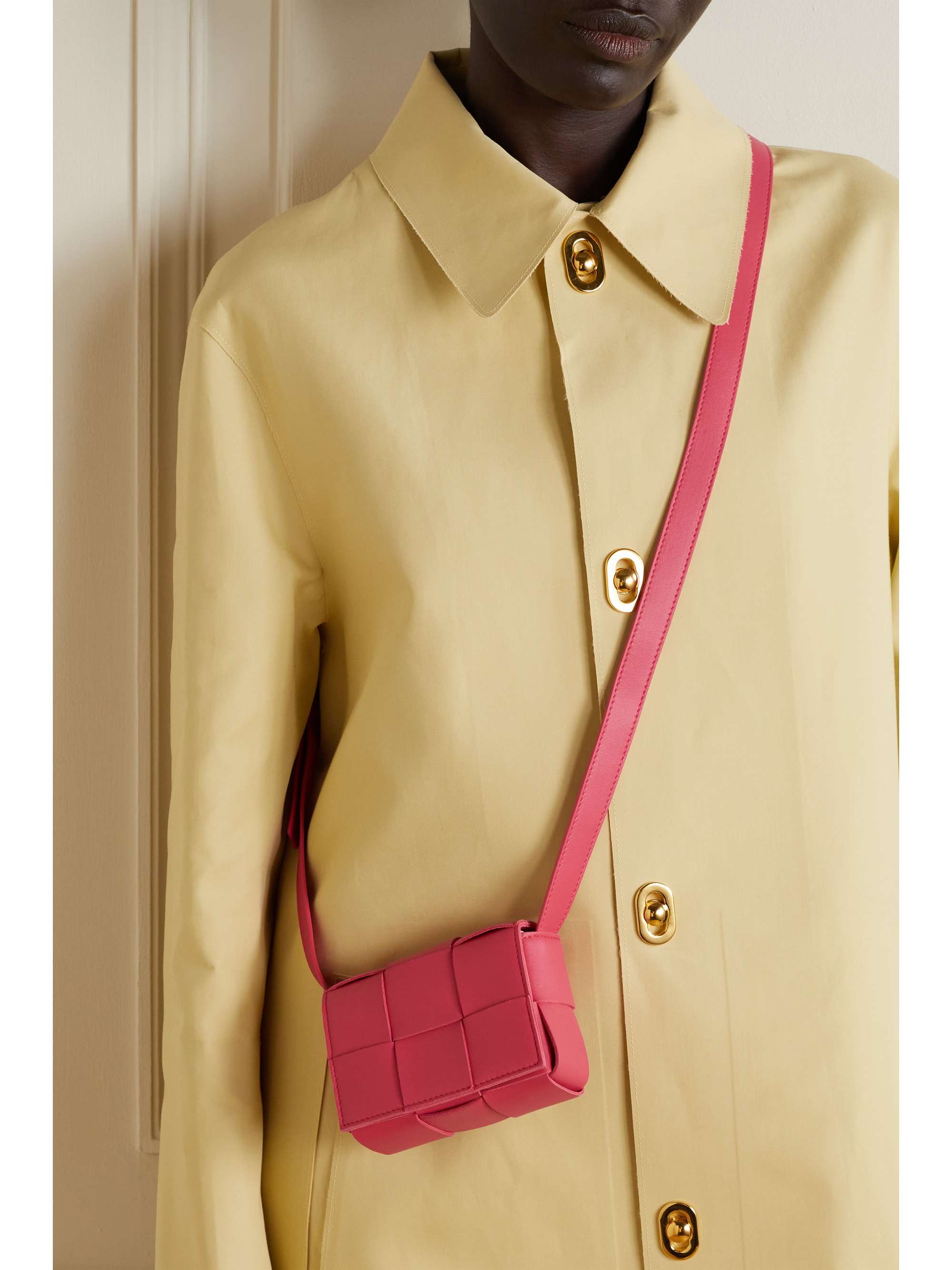 BOTTEGA VENETA Cassette mini intrecciato leather shoulder bag