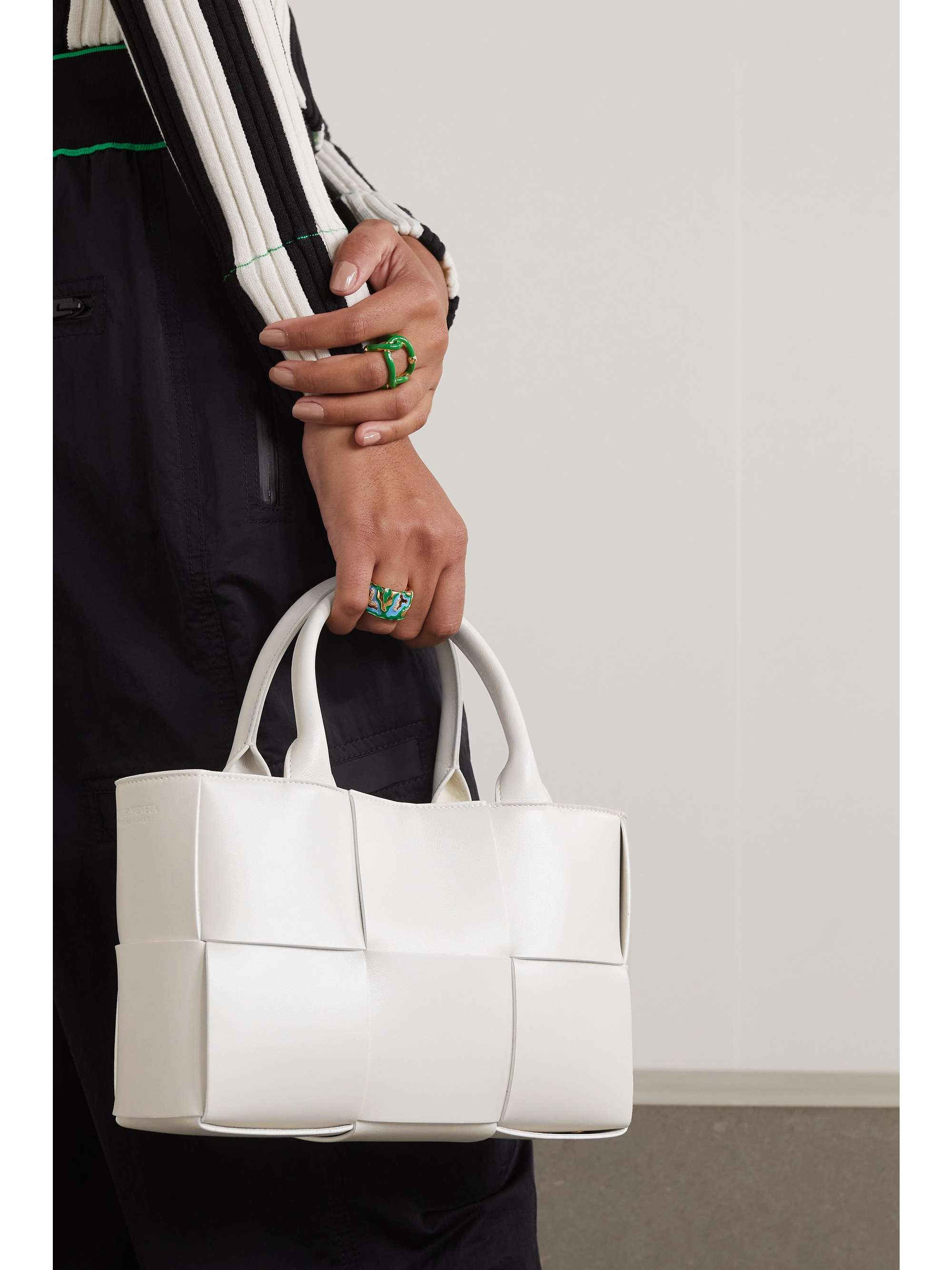 BOTTEGA VENETA Arco mini intrecciato textured-leather tote