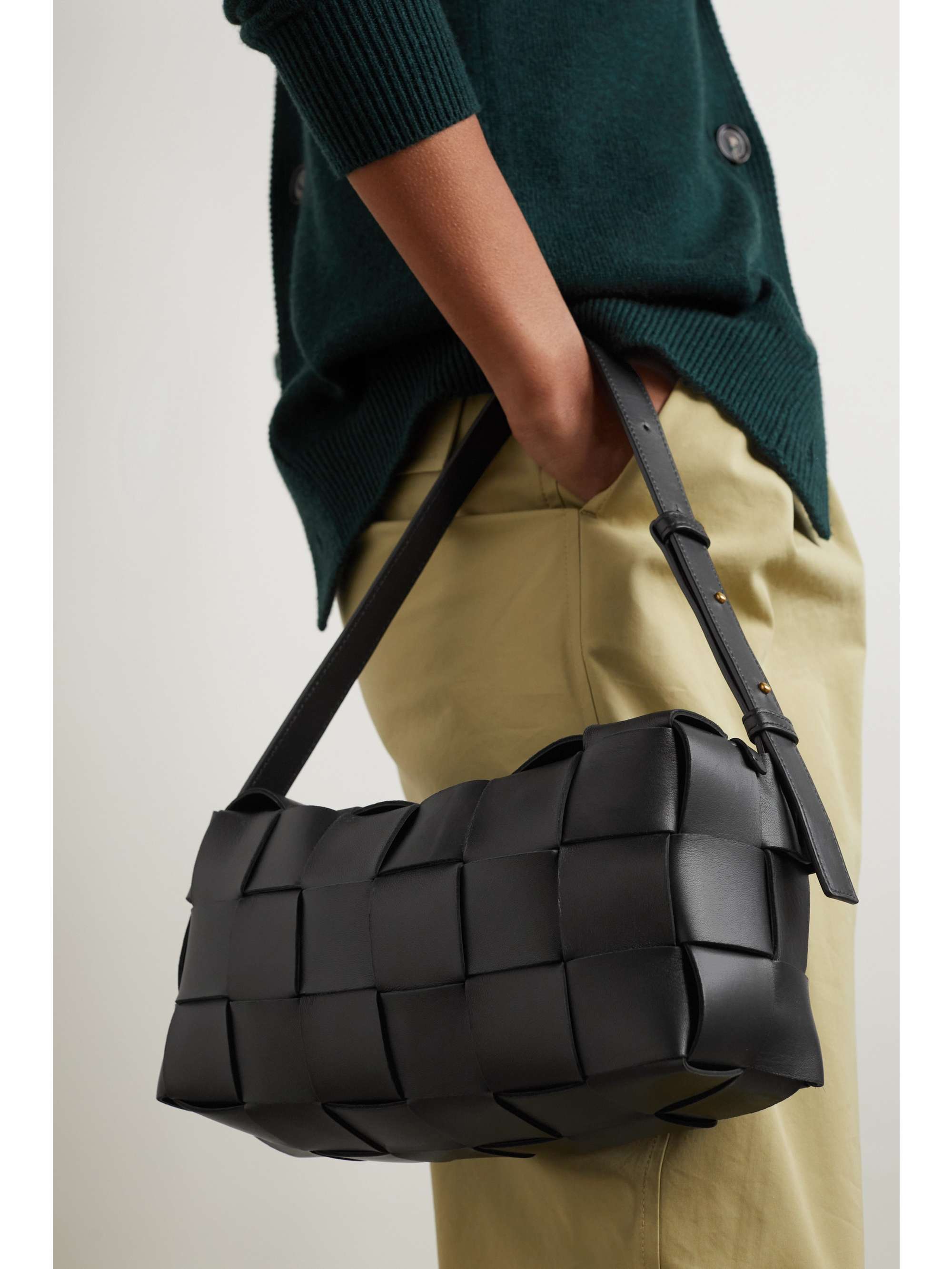 BOTTEGA VENETA Cassette intrecciato leather shoulder bag | NET-A-PORTER