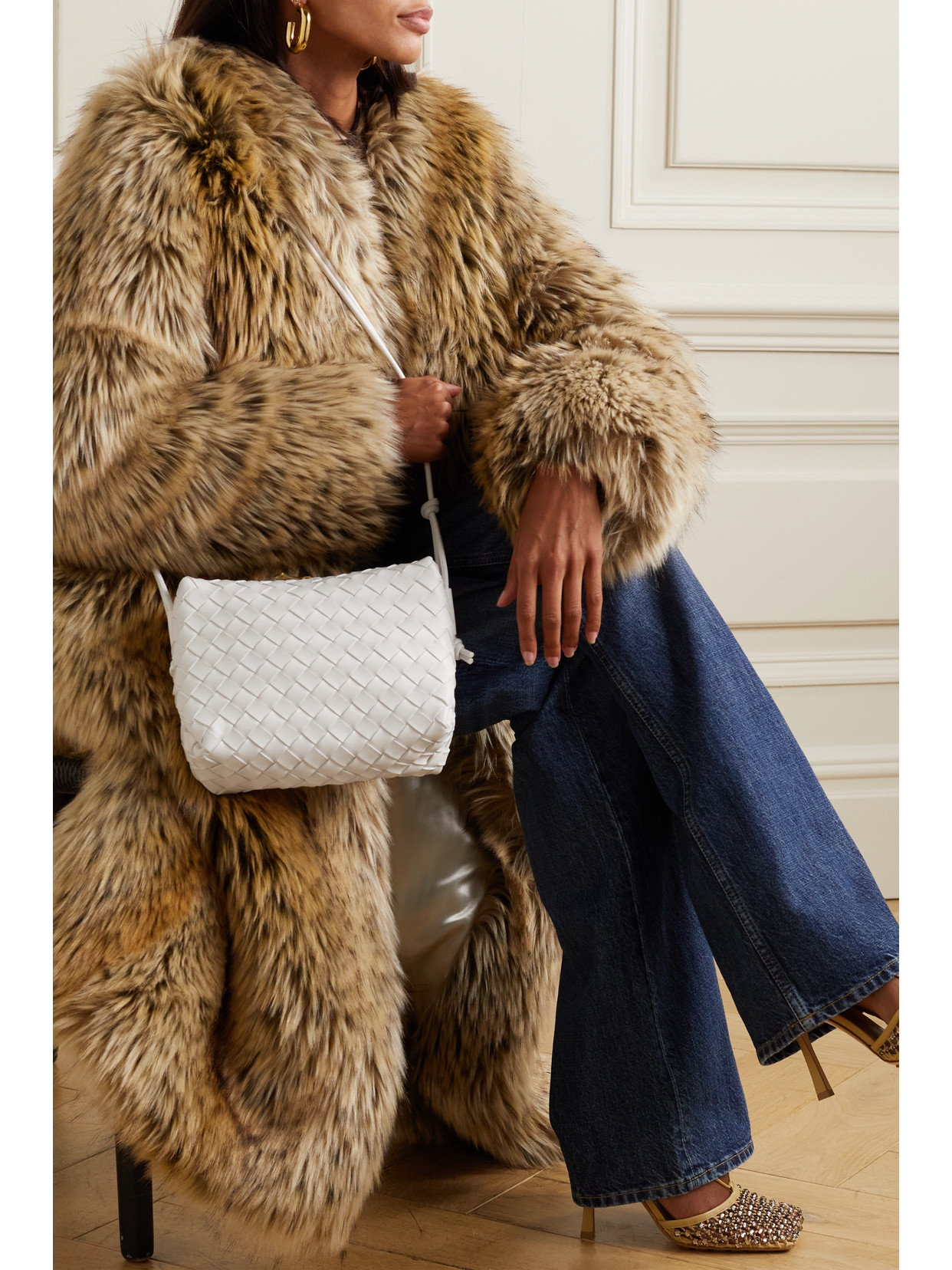 Bottega Veneta Loop Small Intrecciato Leather Shoulder Bag In White