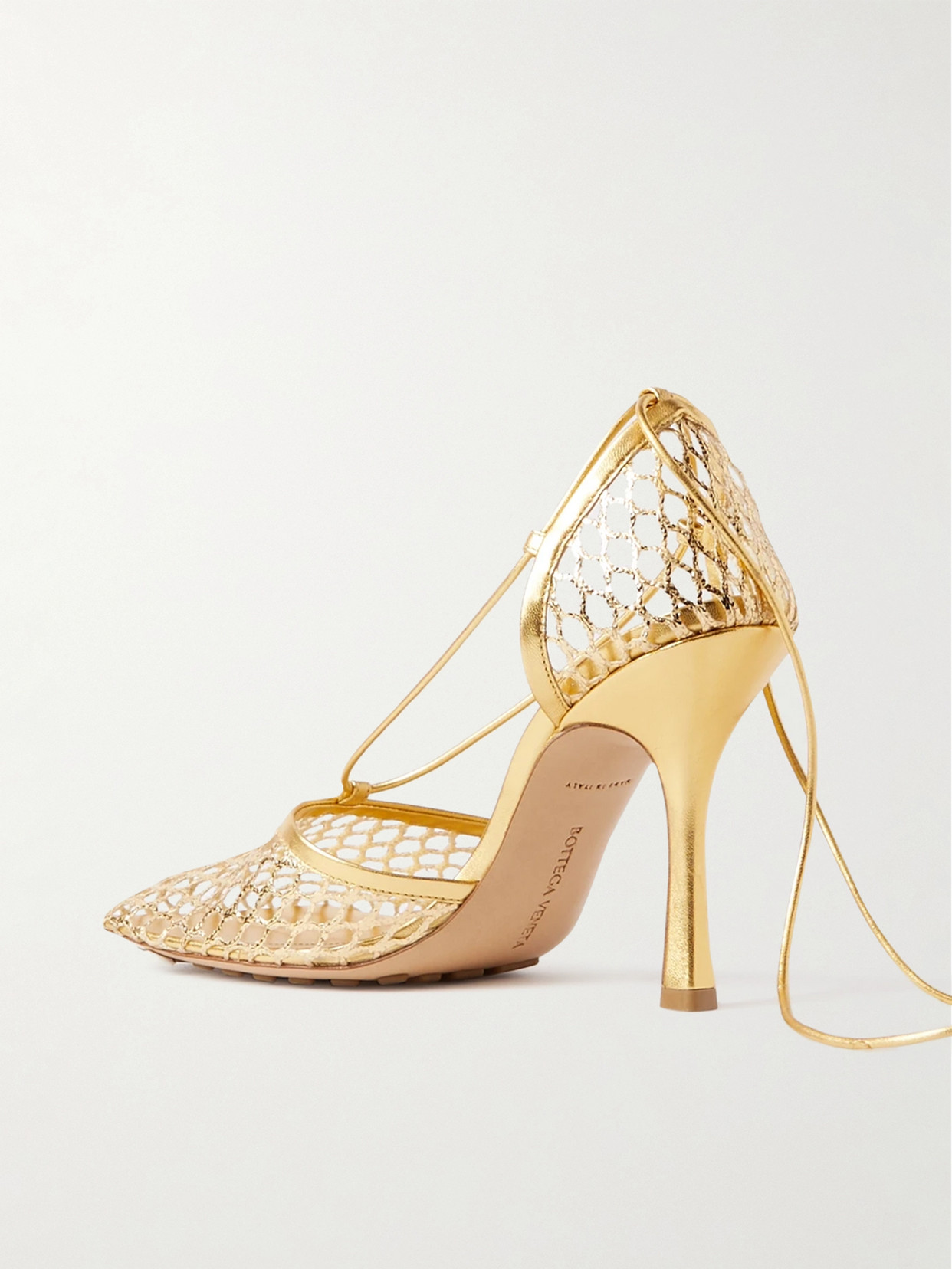 Bottega Veneta 90mm Macrame Metallic Ankle-wrap Pumps In Gold