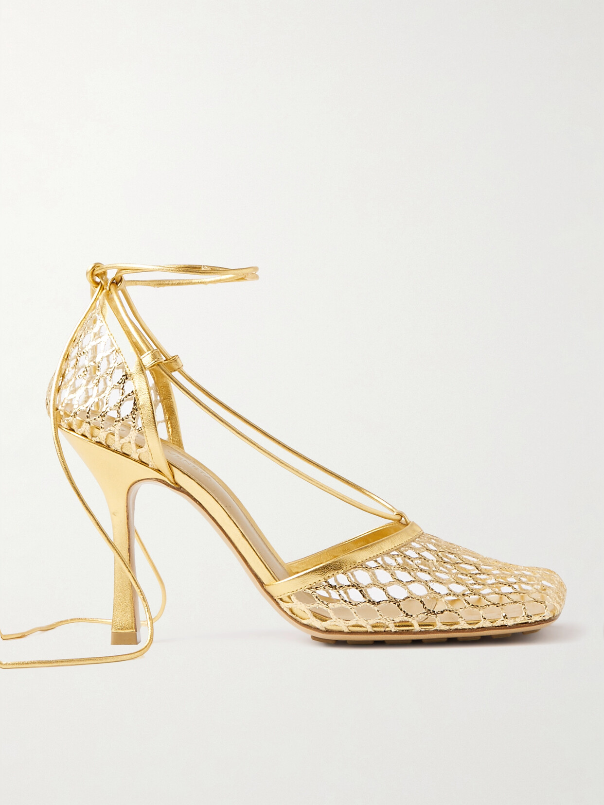 Bottega Veneta 90mm Macrame Metallic Ankle-wrap Pumps In Gold