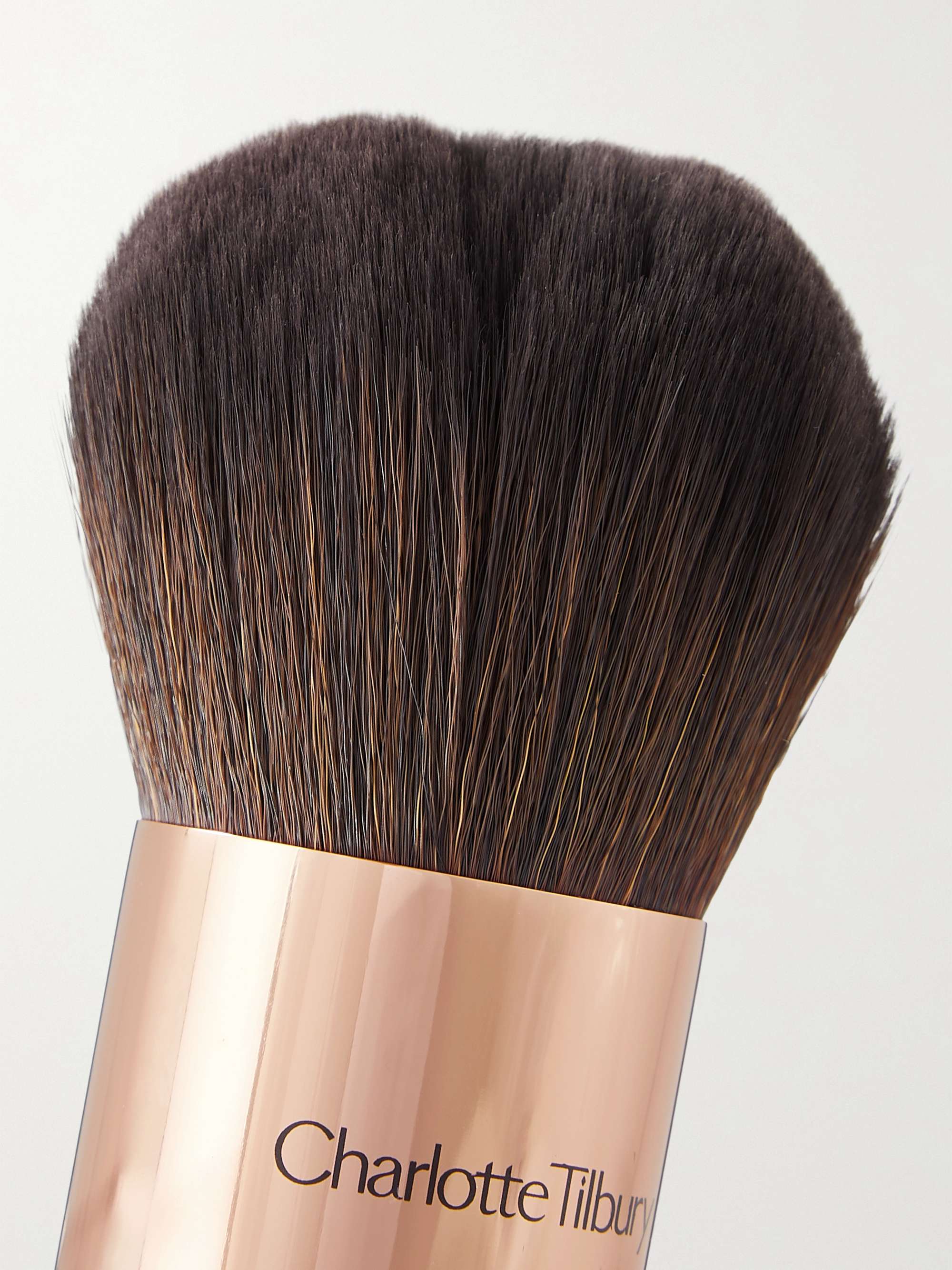 CHARLOTTE TILBURY Beautiful Skin Bronzer Brush