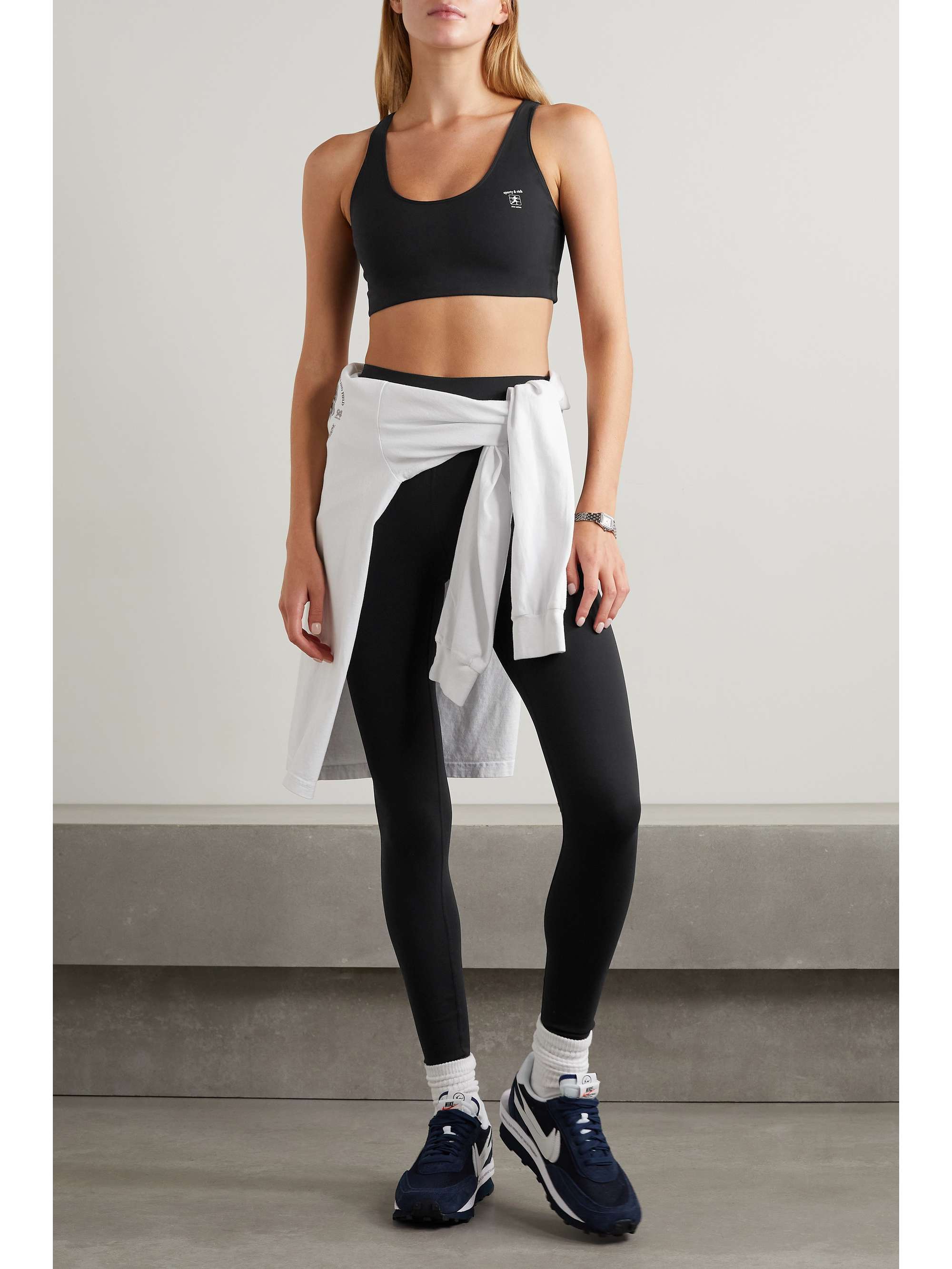 SPORTY & RICH حمالة صدر Billie الرياضية من قماش مطّاطي بطبعات