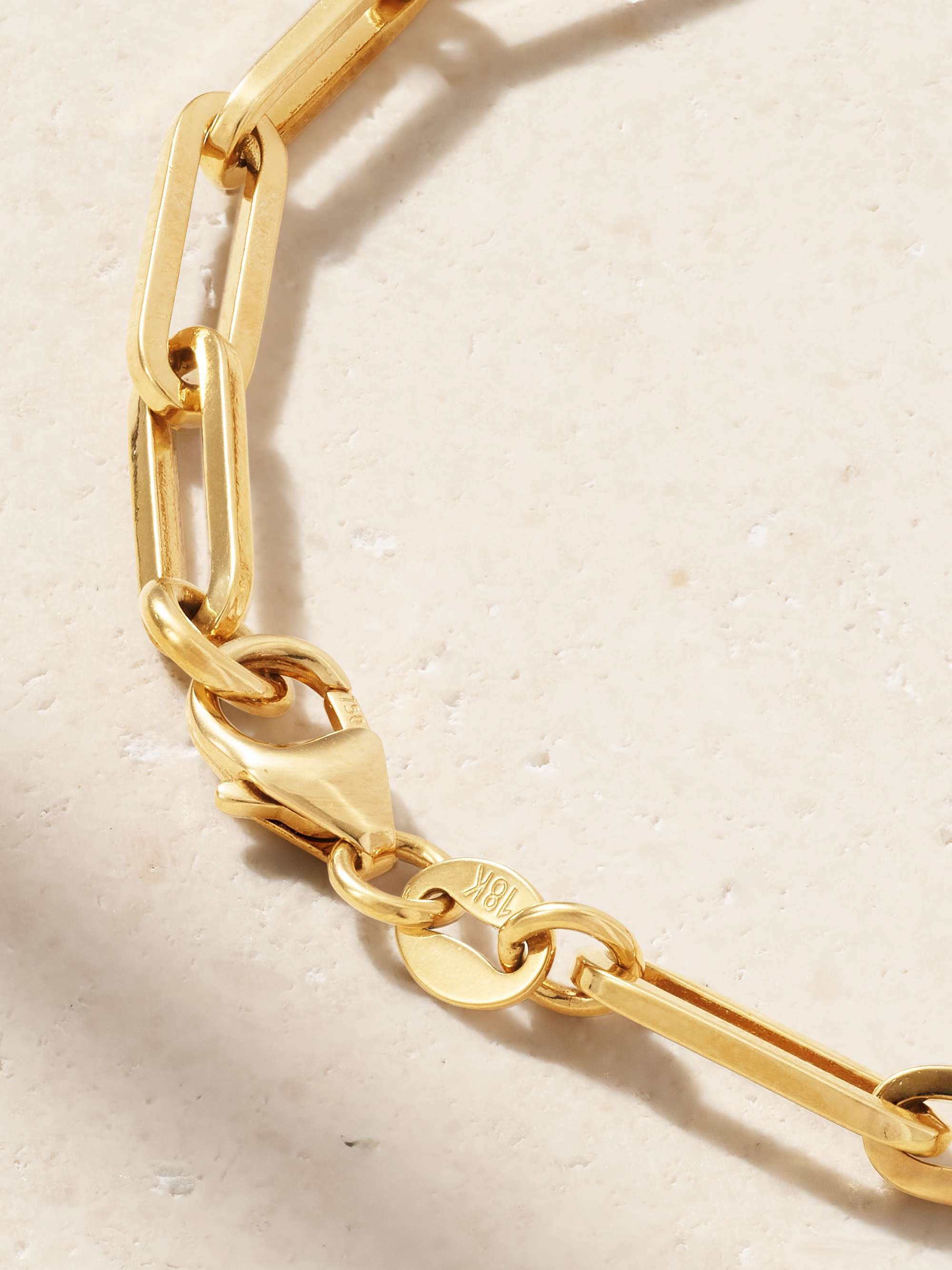 FOUNDRAE Spade Armband aus 18 Karat Gold mit Diamant