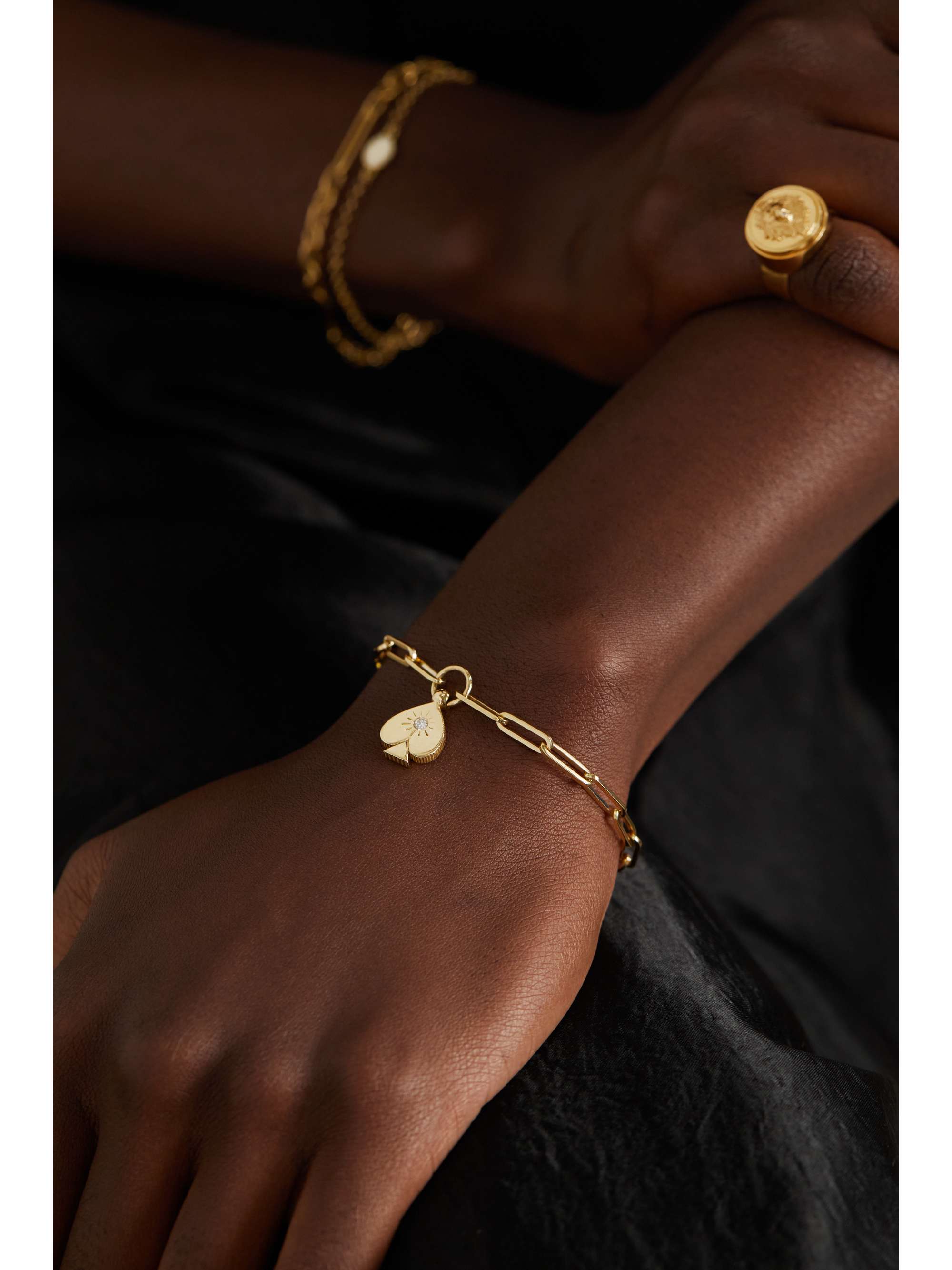 FOUNDRAE Spade Armband aus 18 Karat Gold mit Diamant