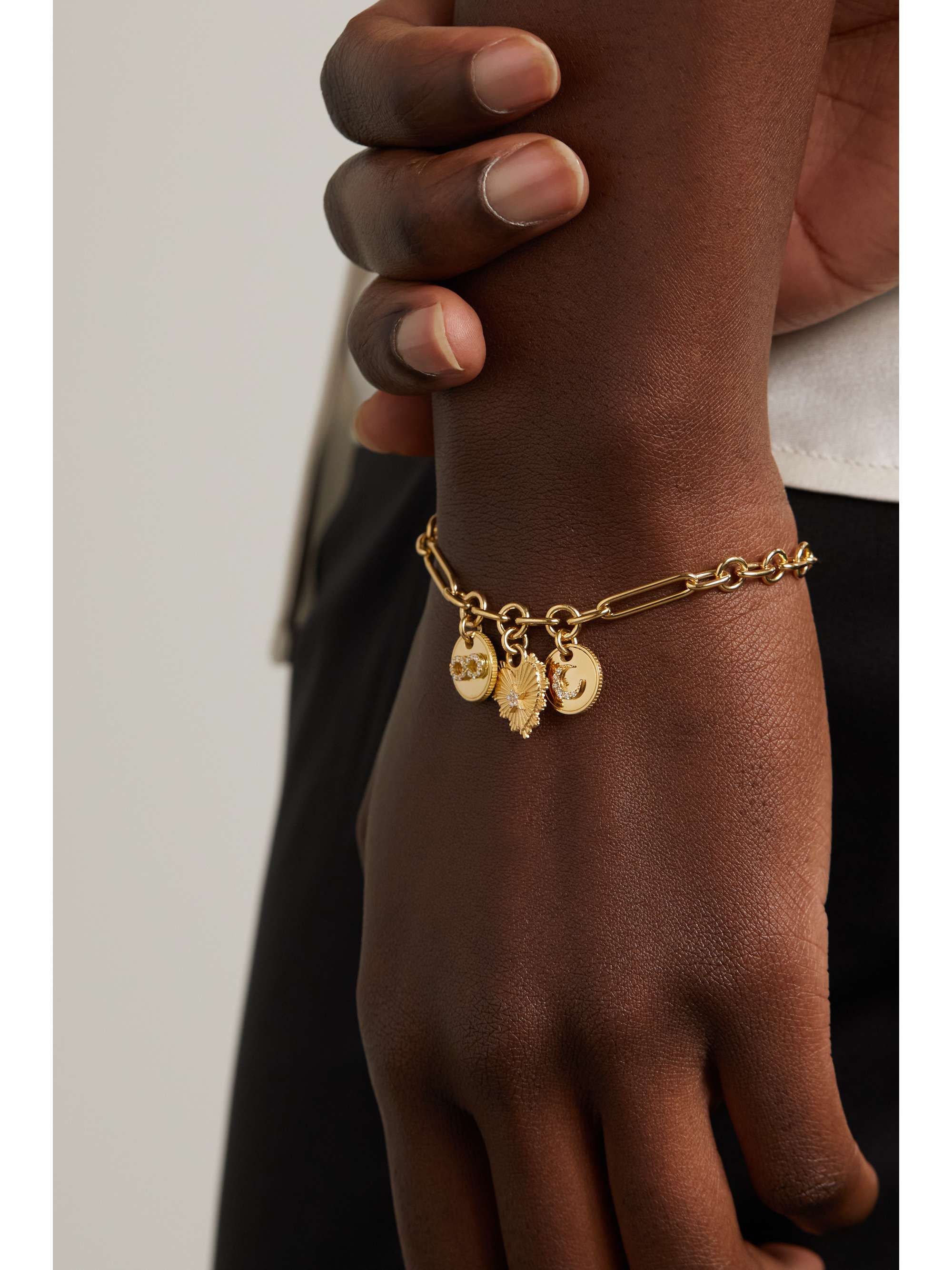 FOUNDRAE Love & Karma 18-karat gold diamond bracelet