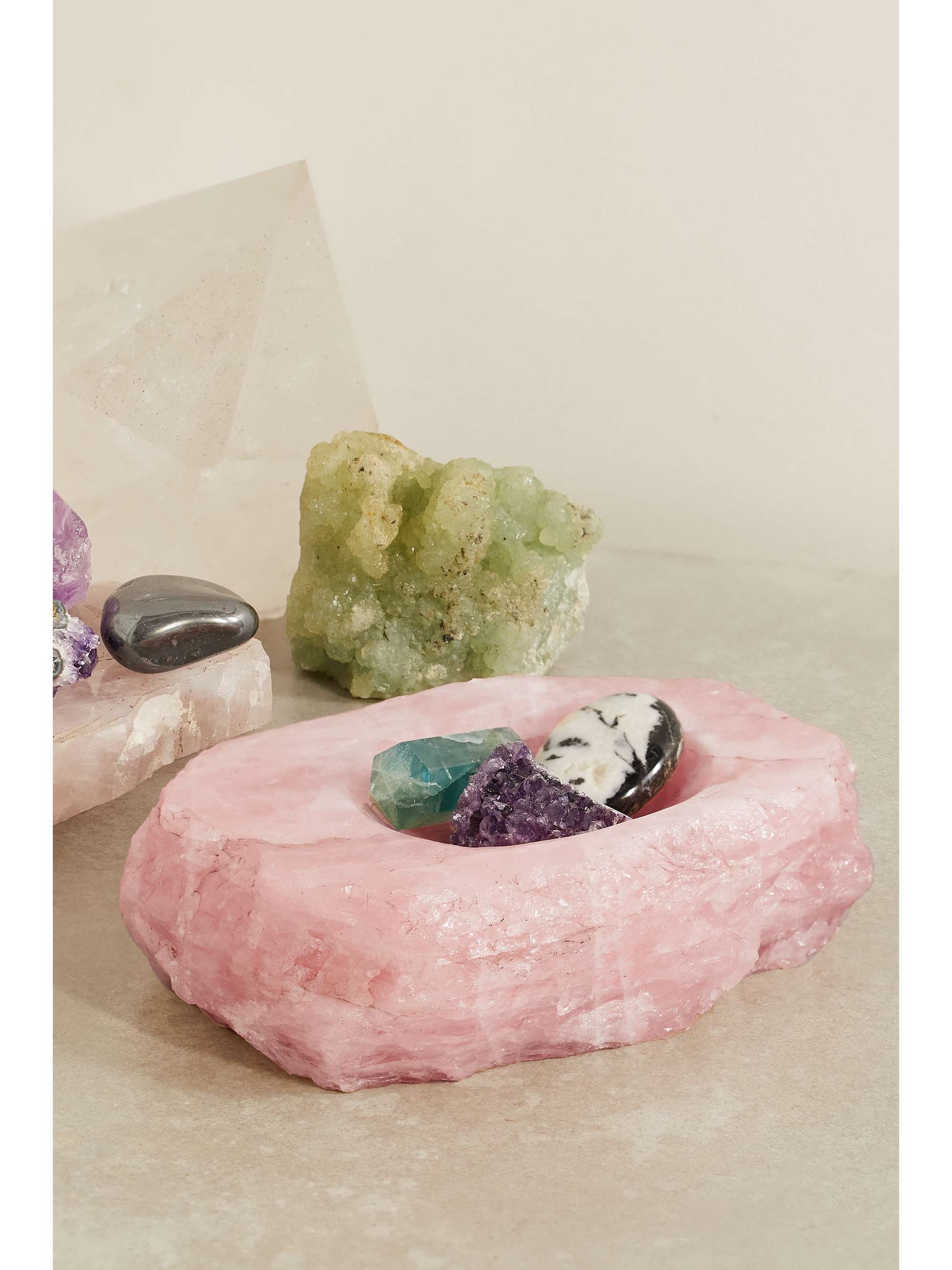 JIA JIA Rose quartz candy bowl