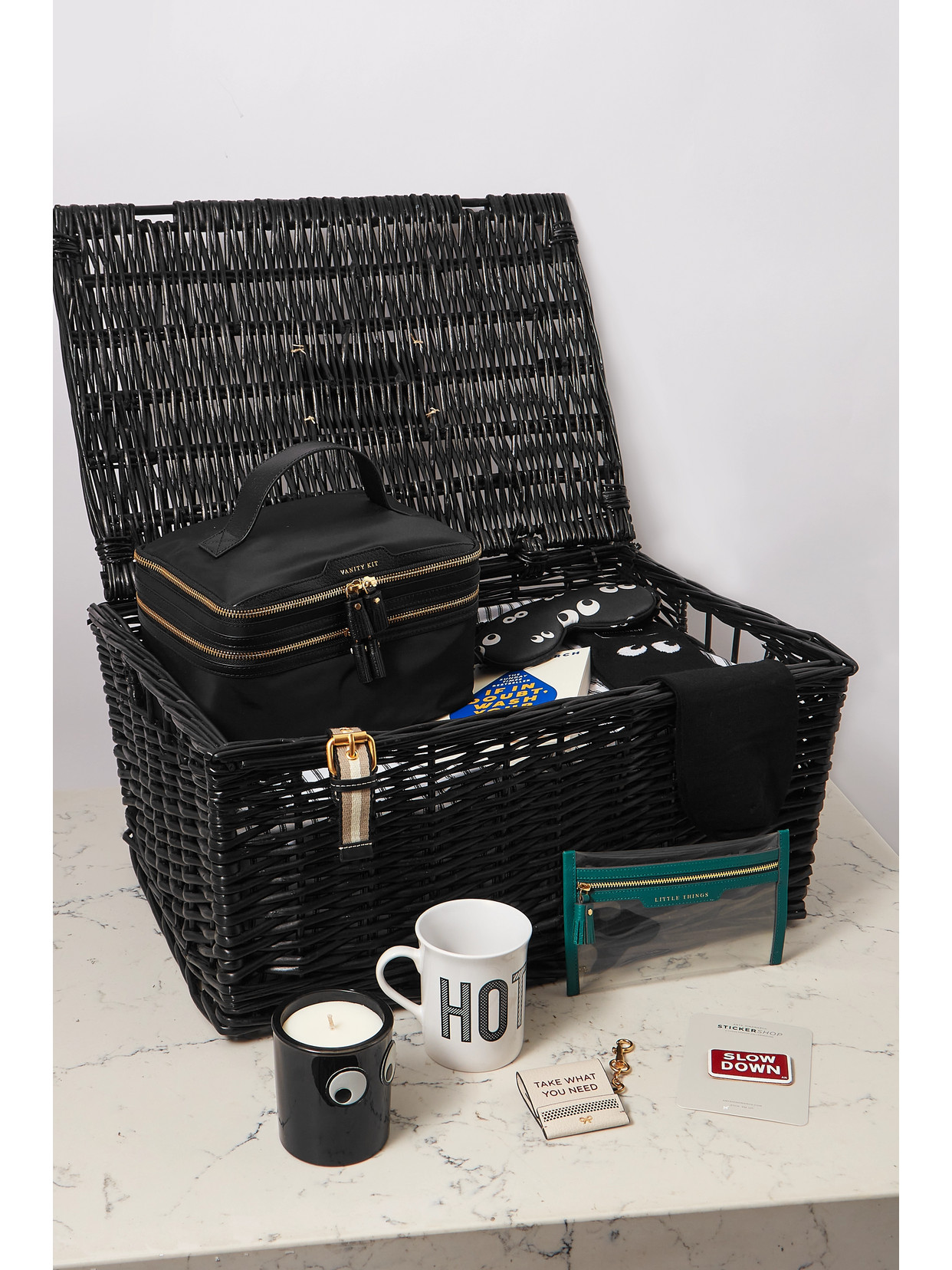 Anya Hindmarch - Pamper Hamper Medium Wicker And Econyl Cosmetics Set - Black