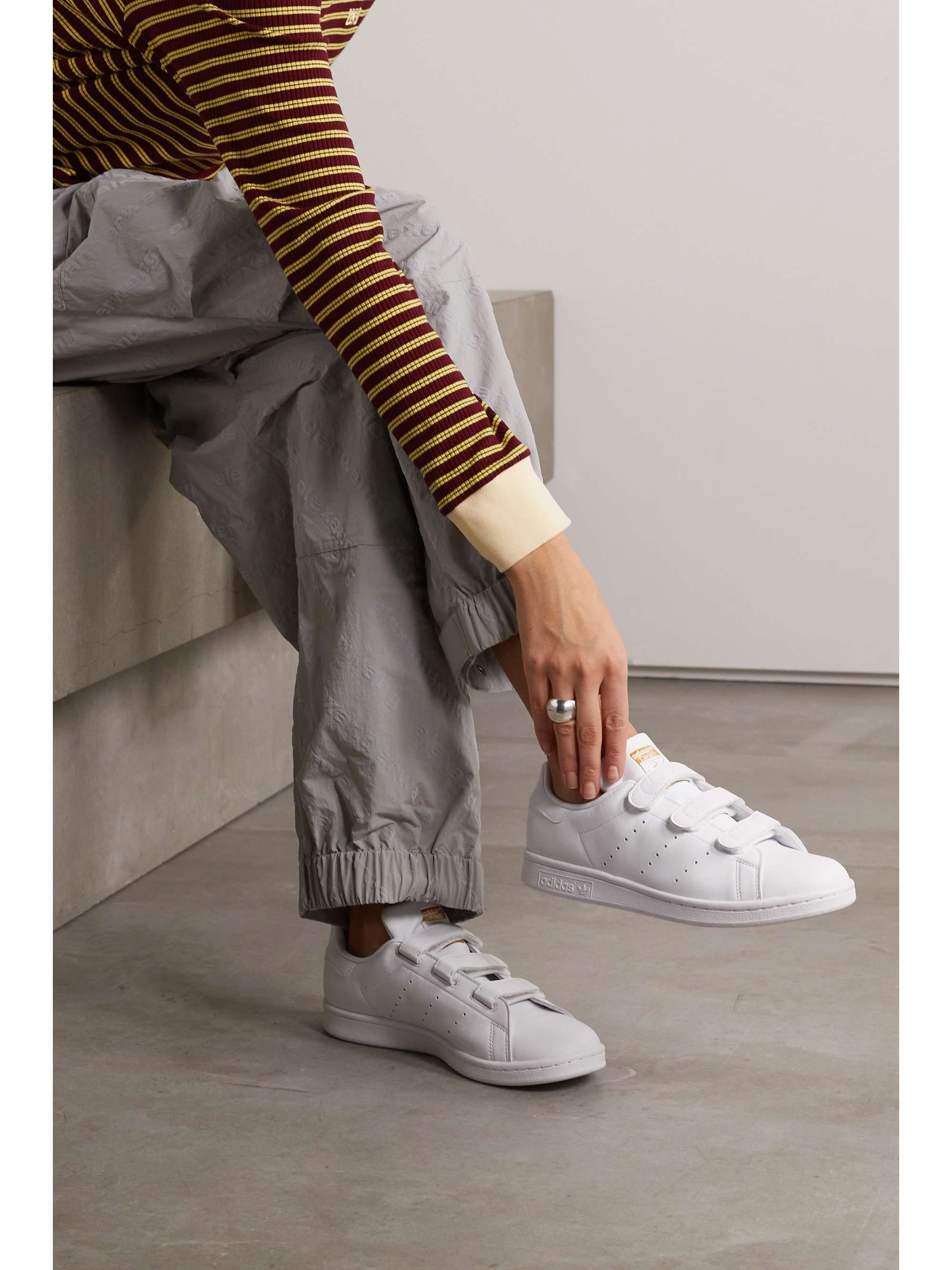 Restricciones Imitación Incierto ADIDAS ORIGINALS Stan Smith faux leather sneakers | NET-A-PORTER