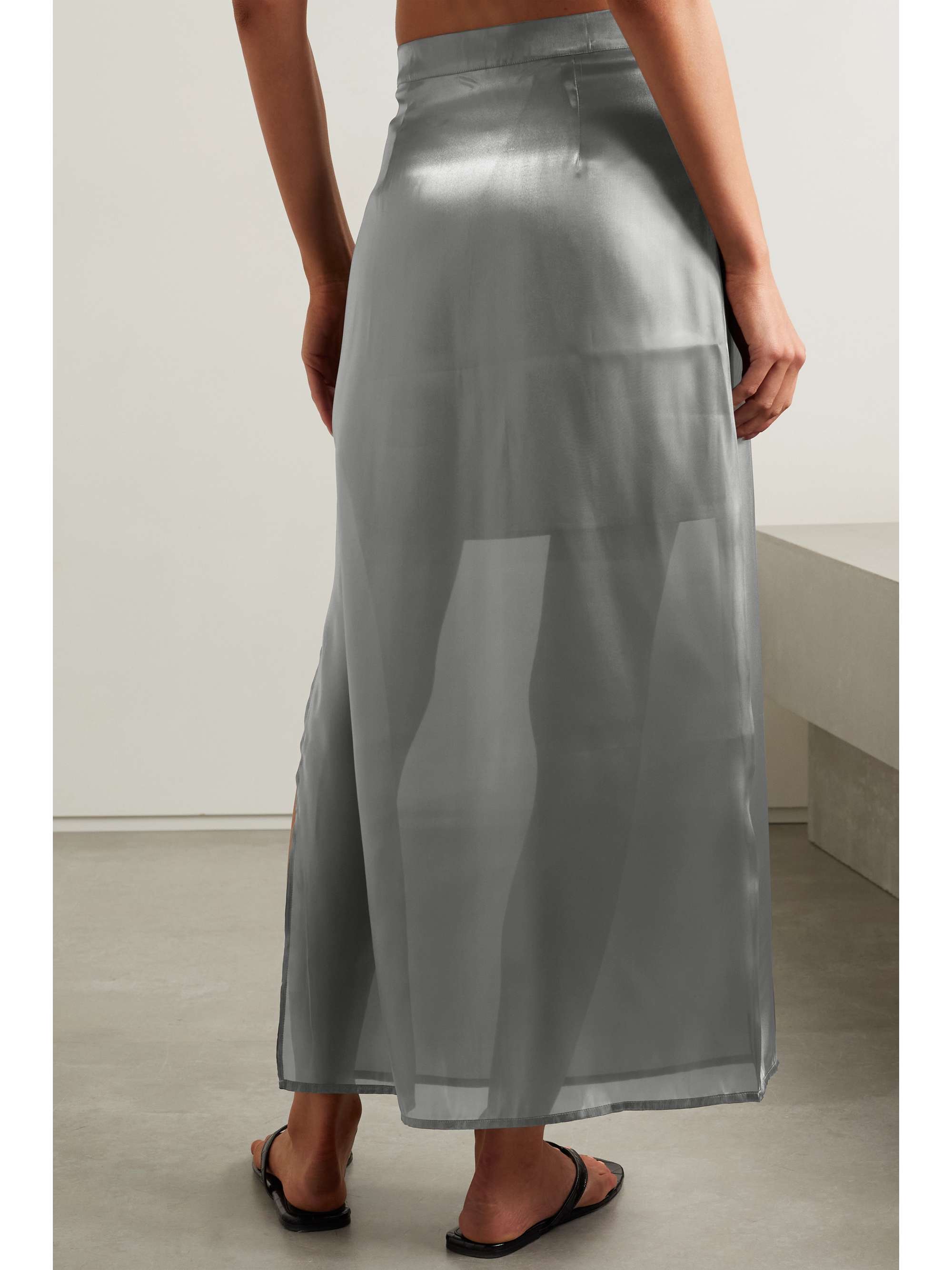 MCQ ALEXANDER MCQUEEN Metallic chiffon midi skirt