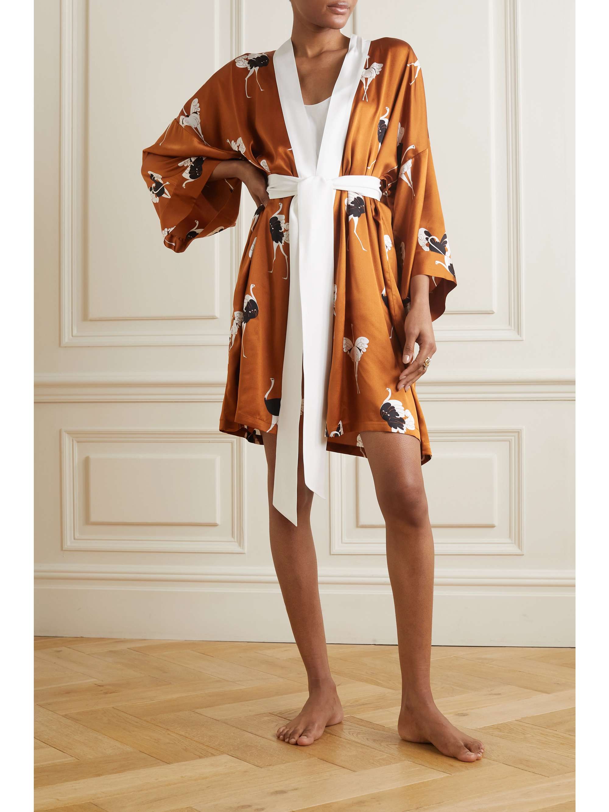 Louis Vuitton Luxury Silk Sateen Robe ( New Season)