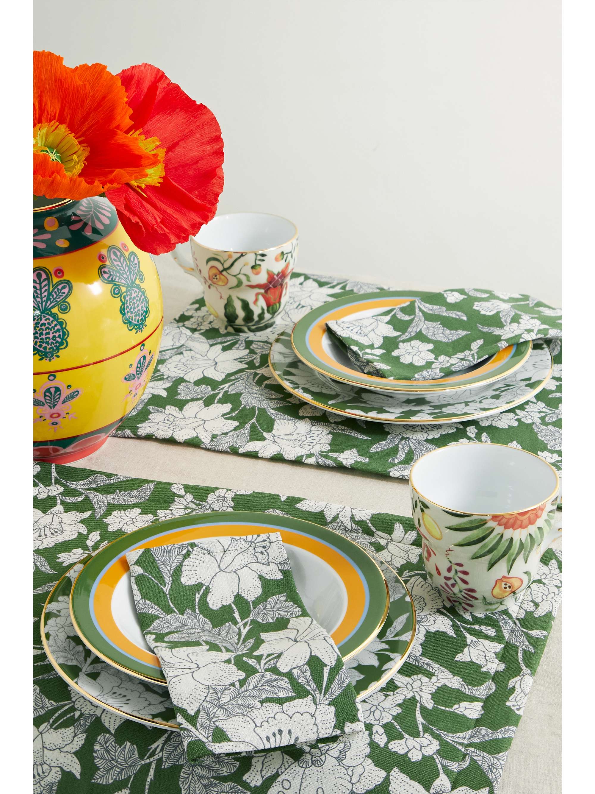LA DOUBLEJ Set of two floralprint linen placemats NETAPORTER