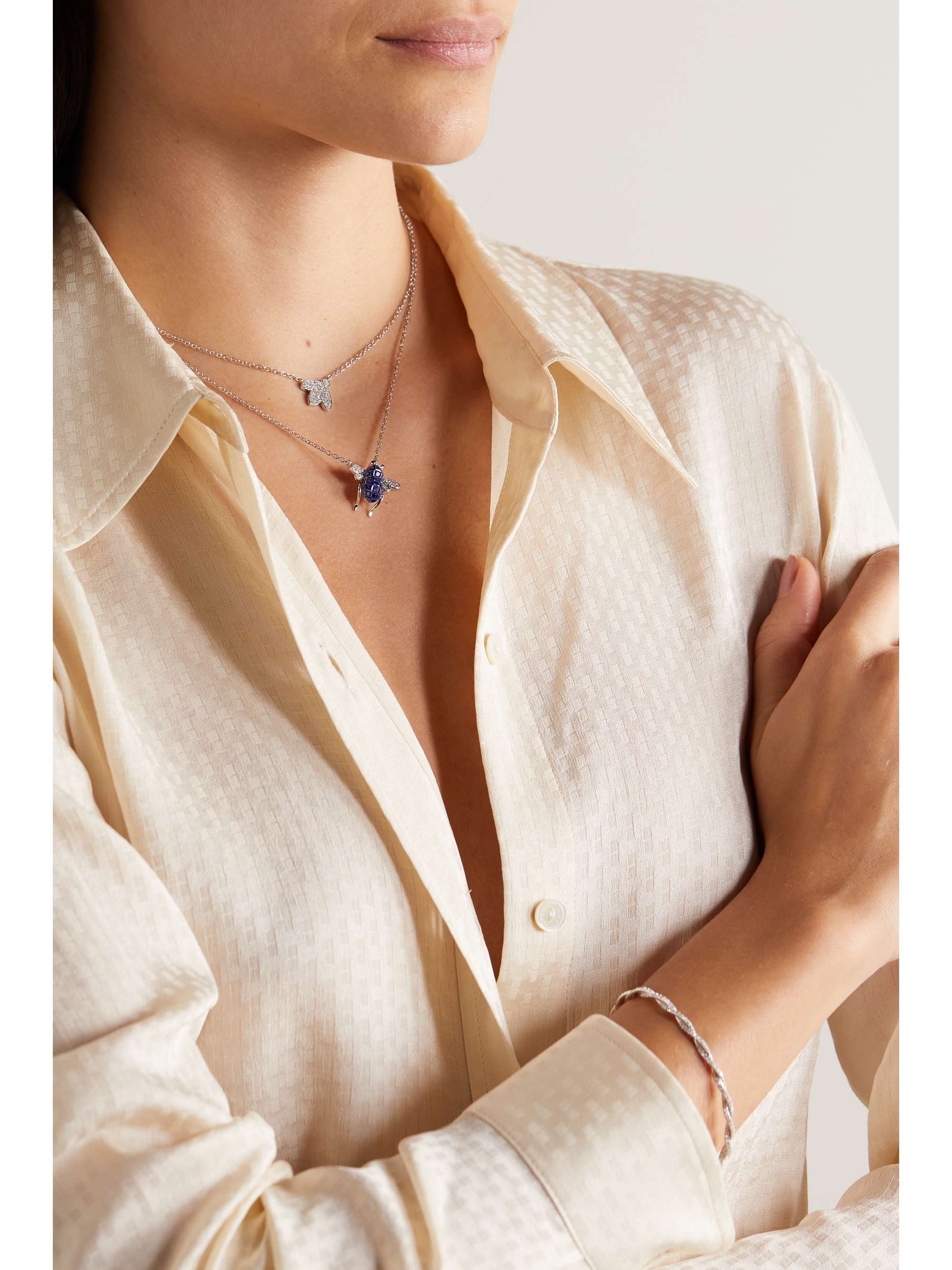 SABBADINI Baby Bee 18-karat white gold, sapphire and diamond necklace