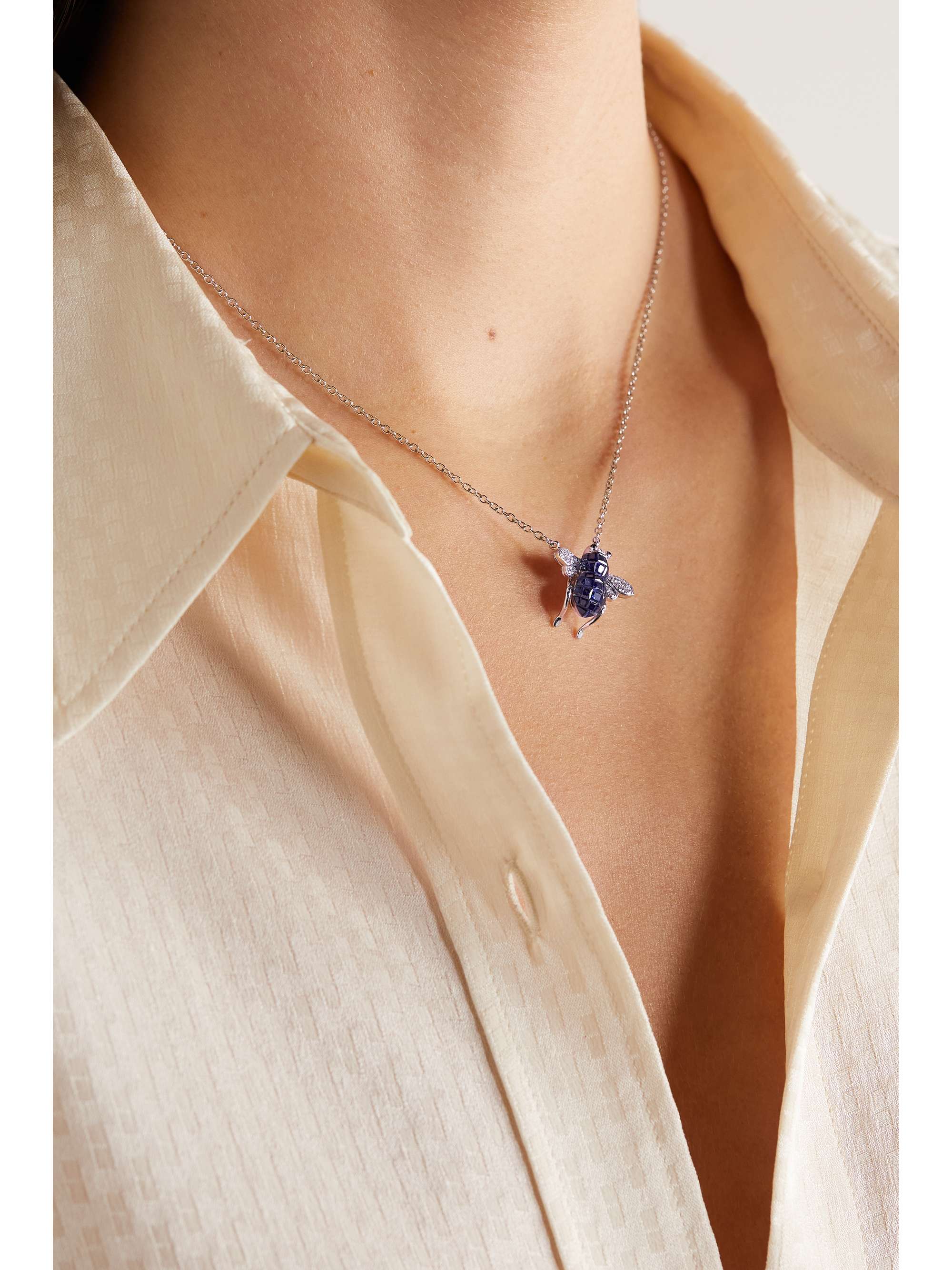 SABBADINI Baby Bee 18-karat white gold, sapphire and diamond necklace