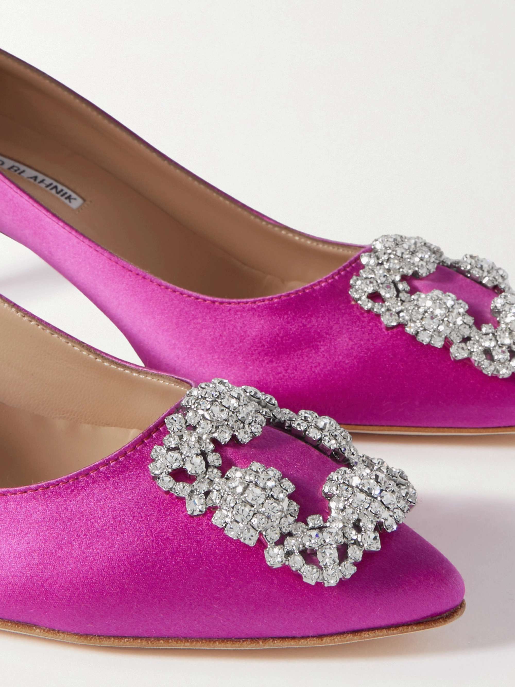 MANOLO BLAHNIK Hangisi 50 Pumps aus Satin mit Verzierung