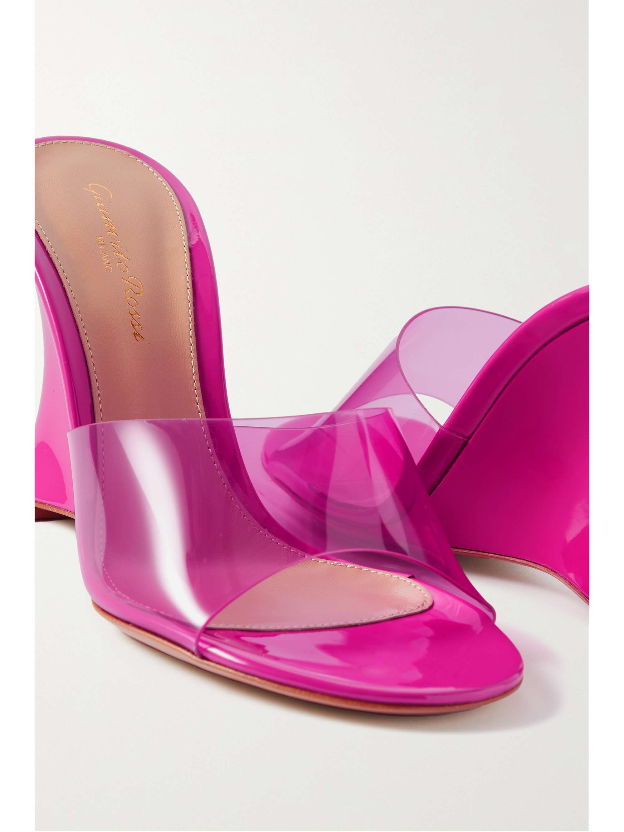 GIANVITO ROSSI Sandales compensées en cuir verni et en PVC Futura 95
