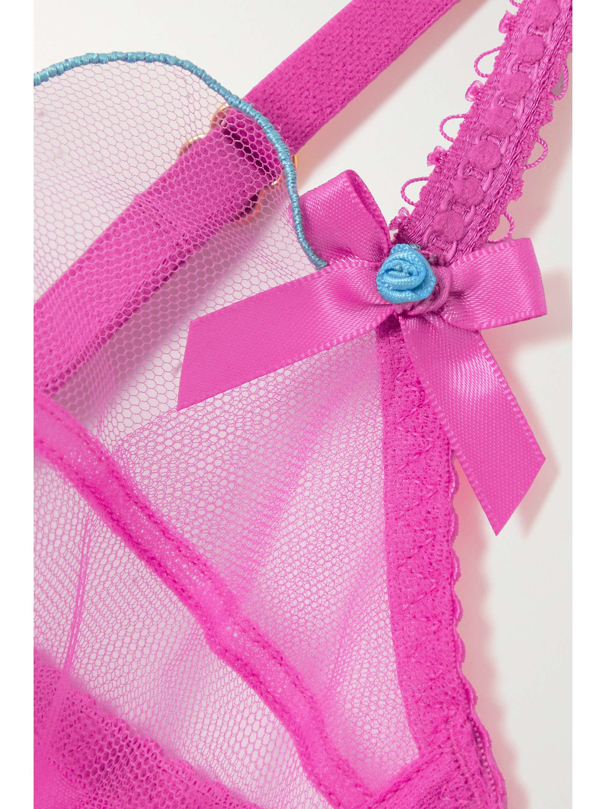 AGENT PROVOCATEUR 