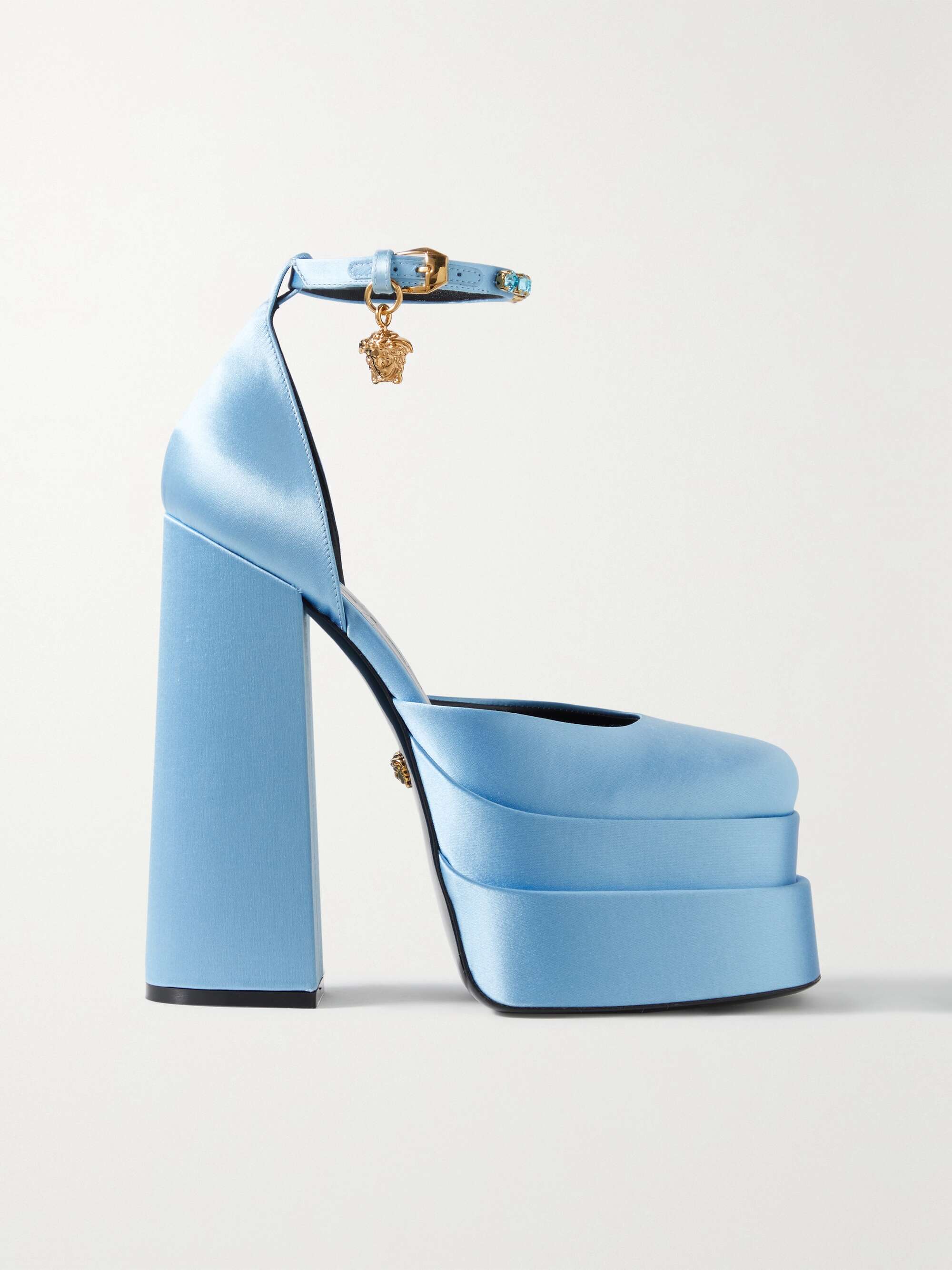 Platform pumps clearance