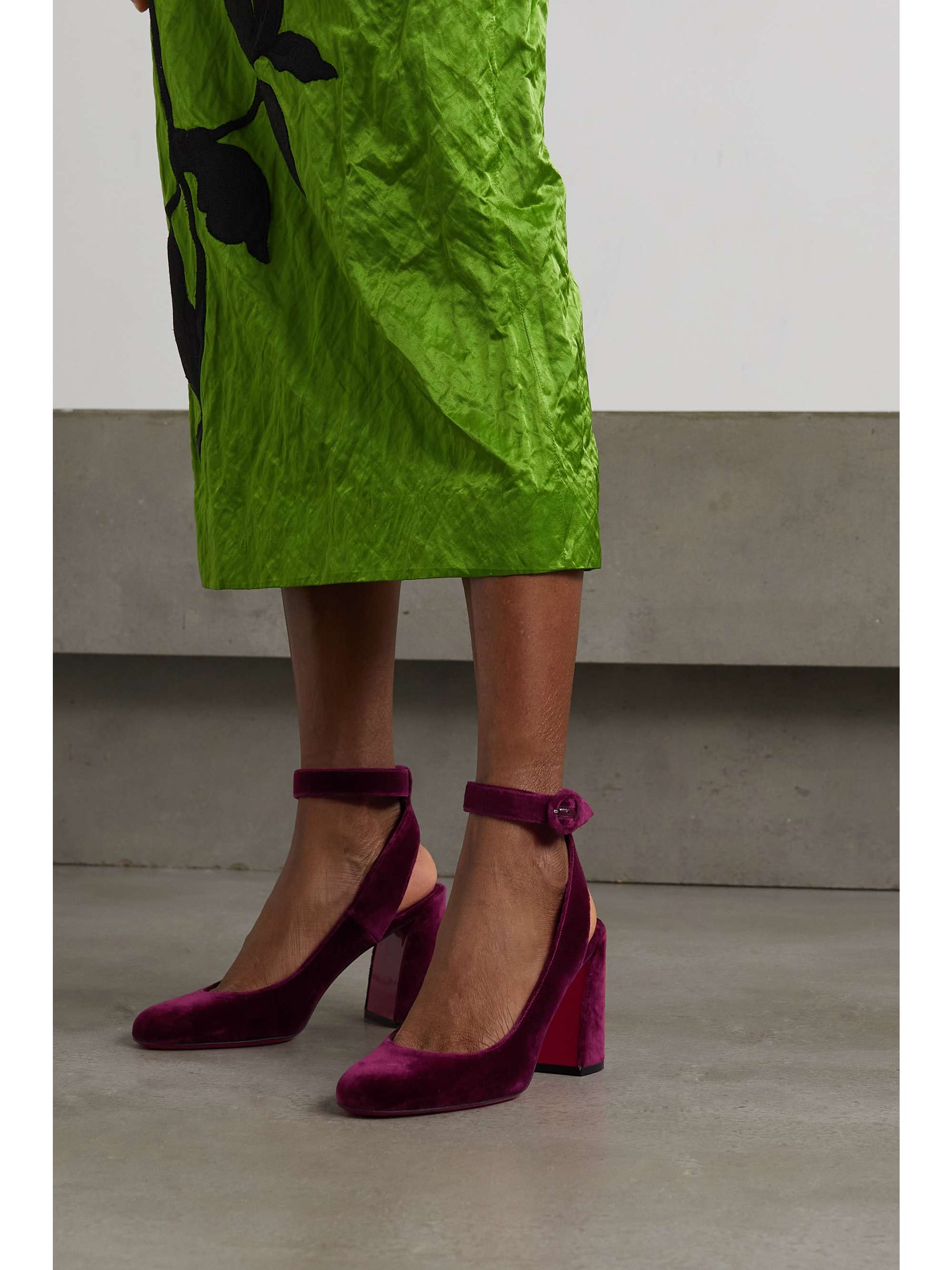 Miss Sab Sling 85 velvet pumps