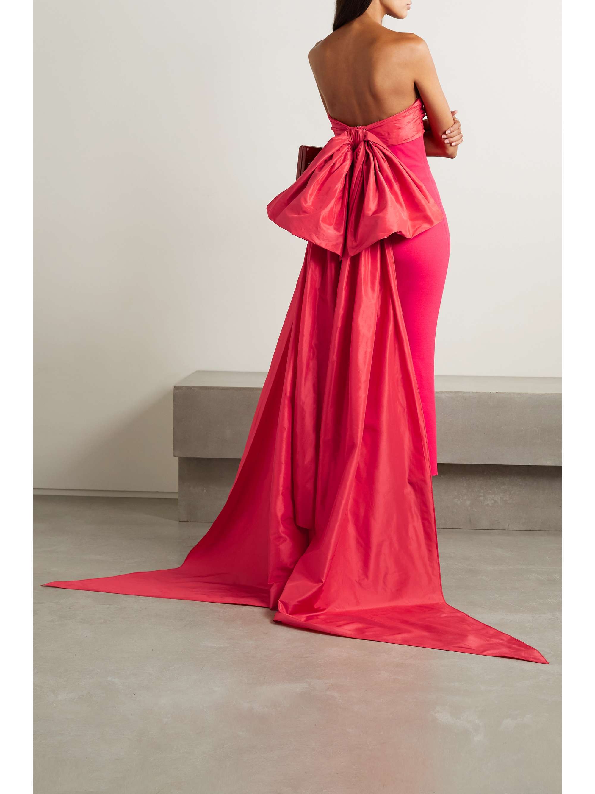 Red Bowembellished taffetatrimmed stretchknit gown OSCAR DE LA