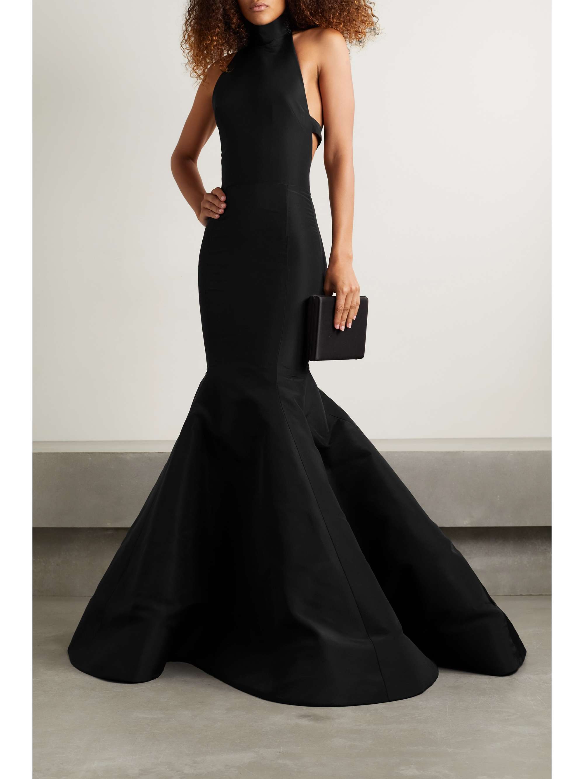 OSCAR DE LA RENTA Bow-embellished silk-faille halterneck gown
