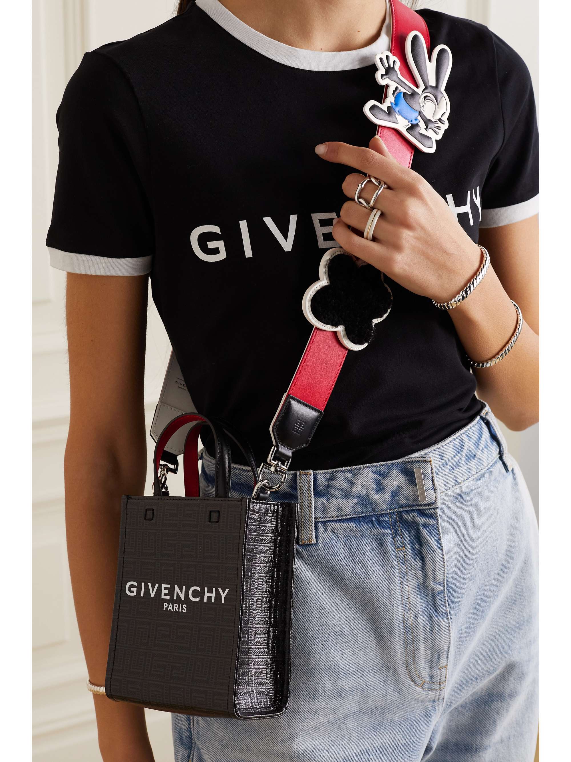 GIVENCHY Sac à main en toile enduite imprimée à finitions en cuir G-Tote Oswald Mini x Disney