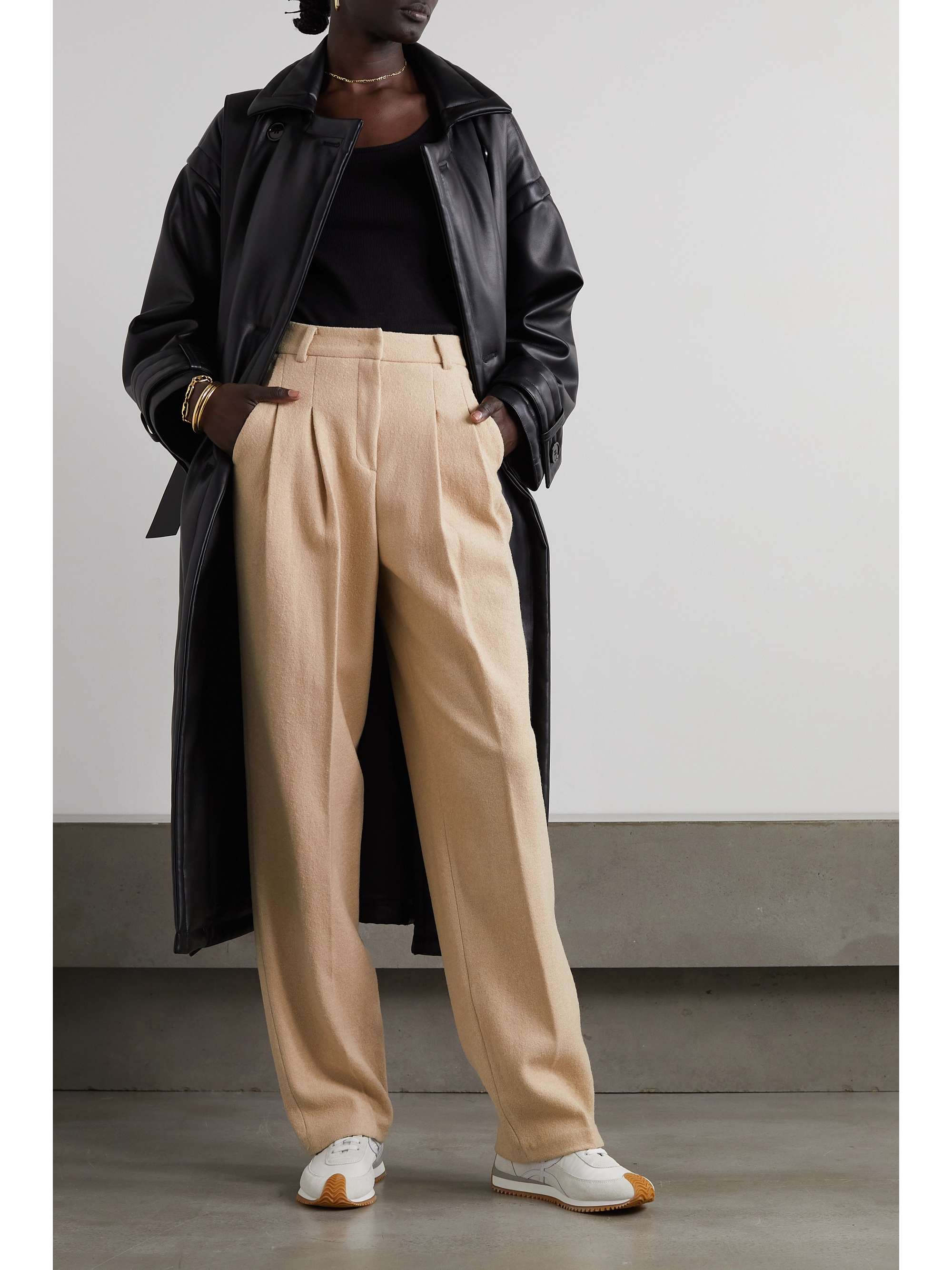 Pantalones shop sales