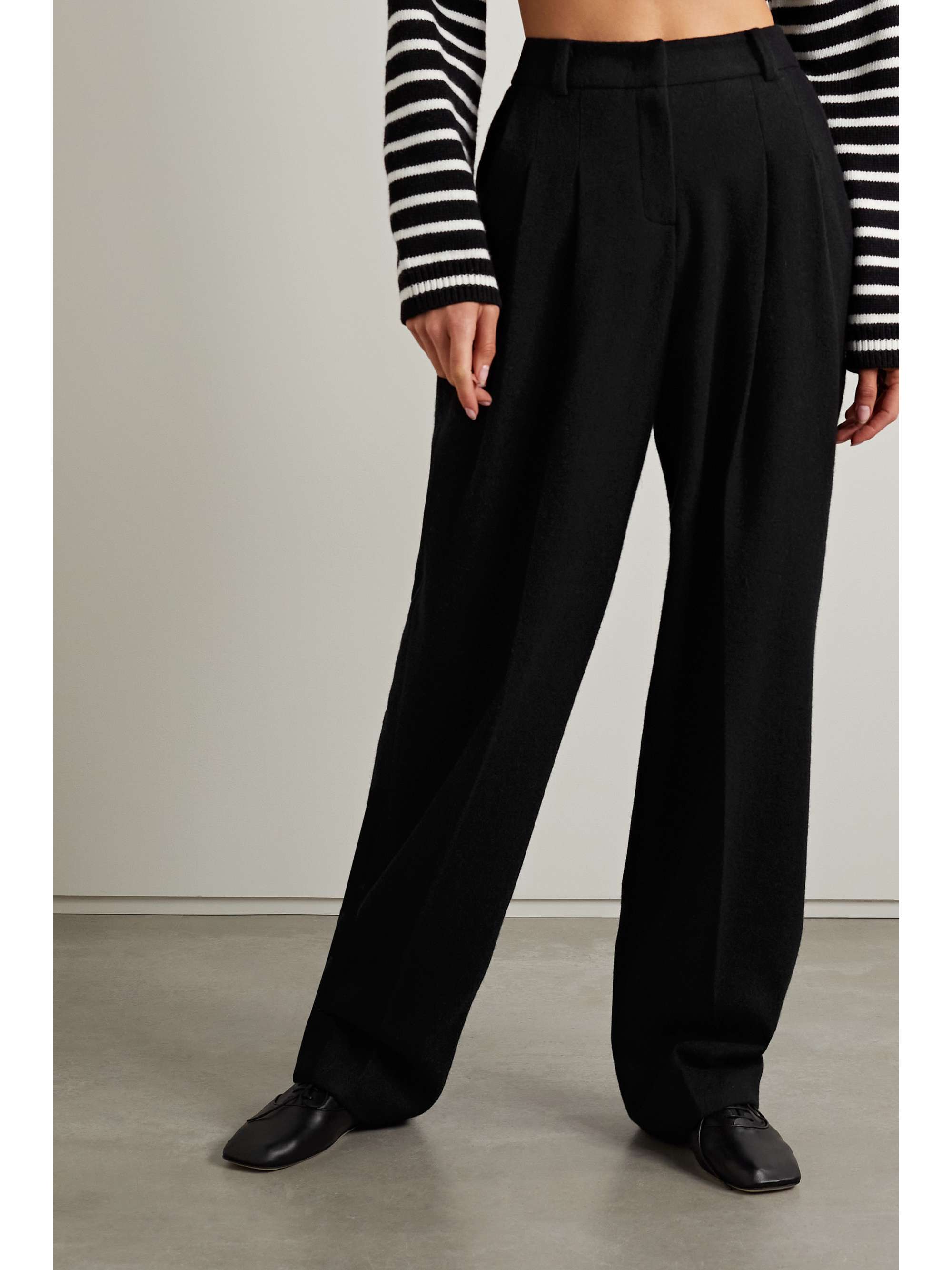 THE FRANKIE SHOP Layton Hose mit weitem Bein aus Wolle mit Falten