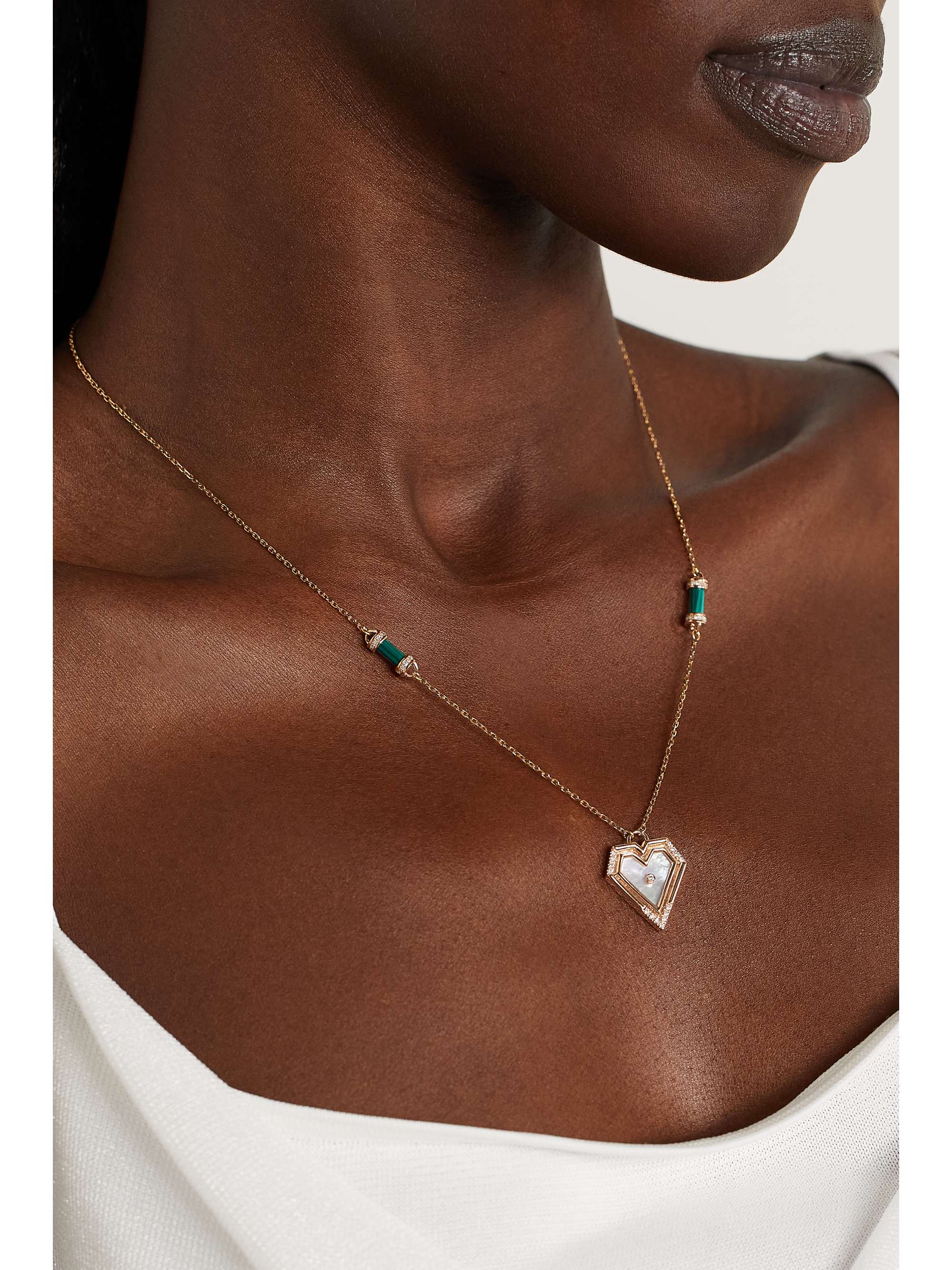 14k gold best sale short necklace