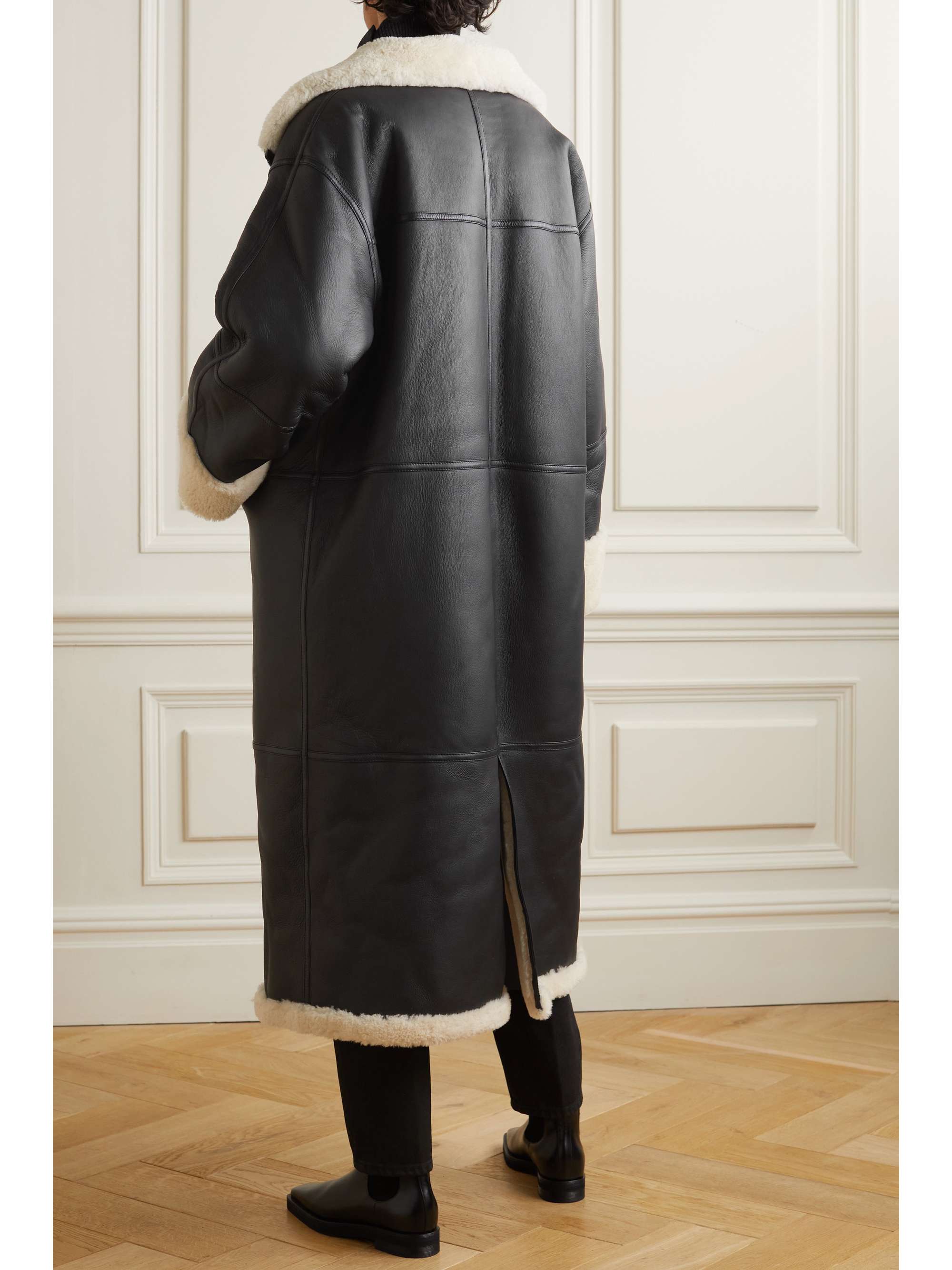 TOTEME Signature Mantel aus Shearling