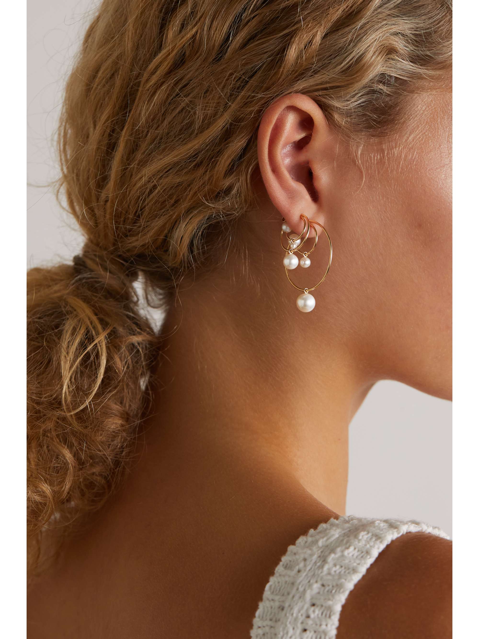 SOPHIE BILLE BRAHE Bain Perle 14-karat gold pearl single hoop earring