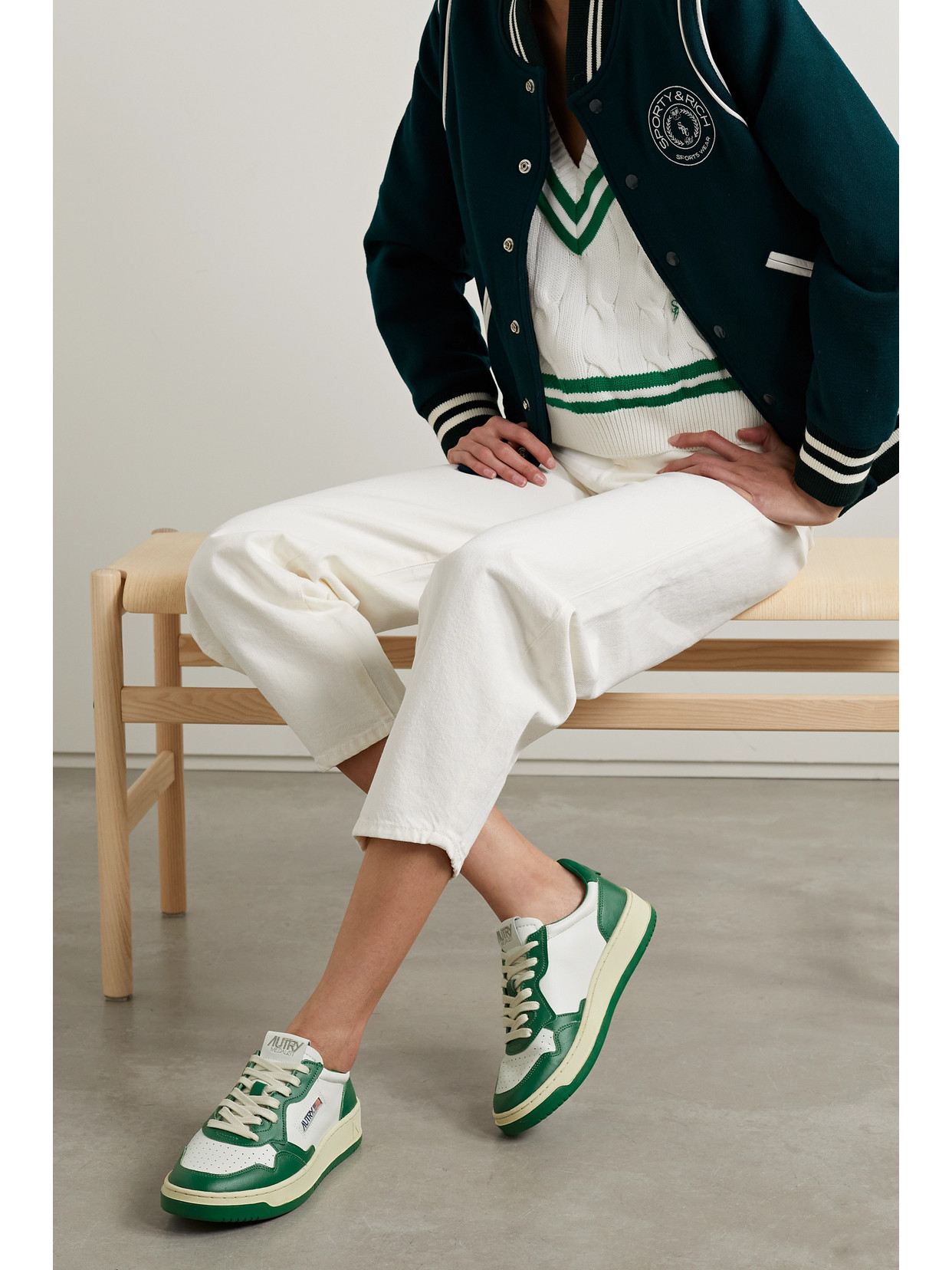 Autry Medalist Low Two-tone Leather Sneakers In Green