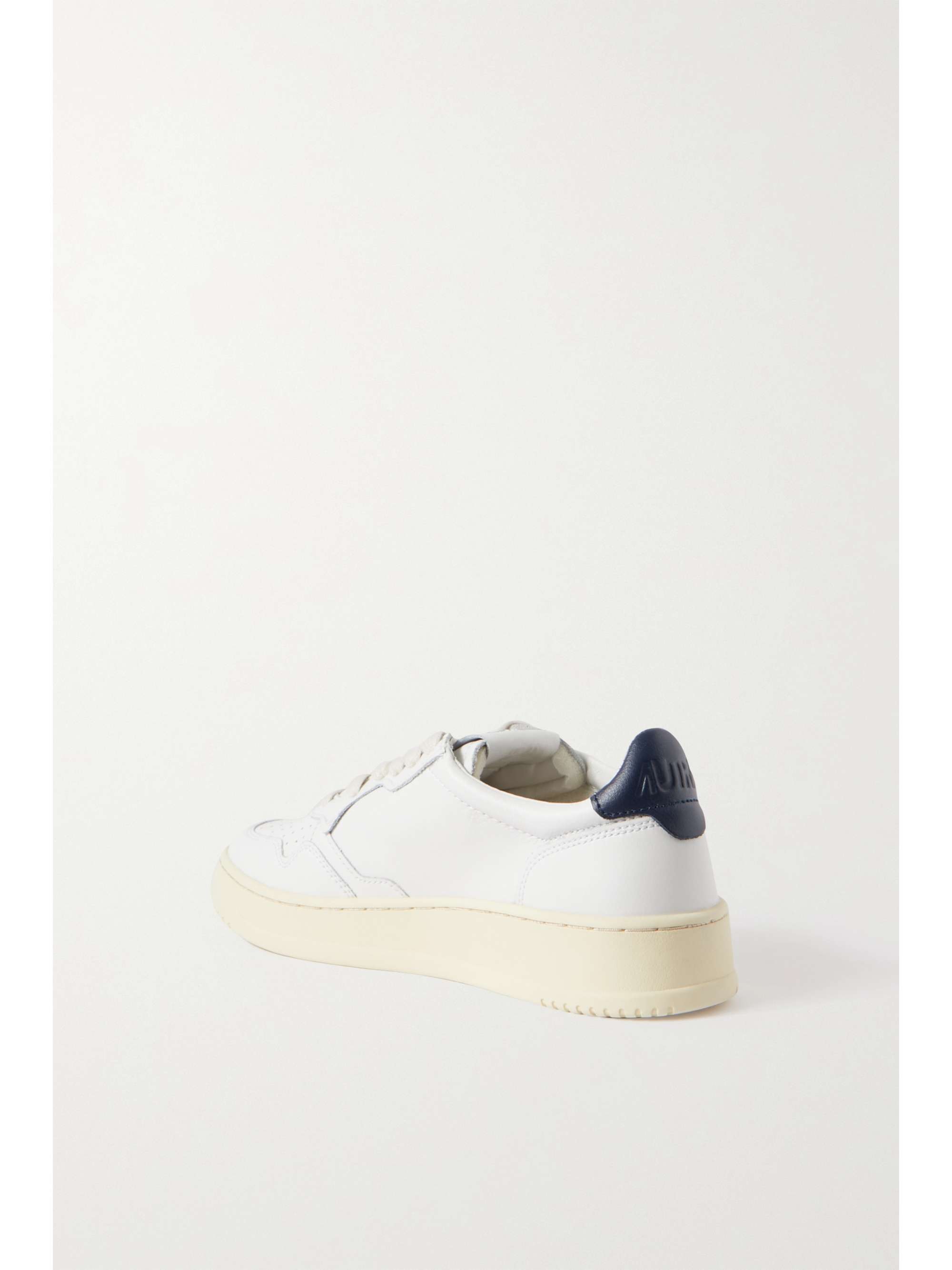 AUTRY Medalist Low leather sneaker
