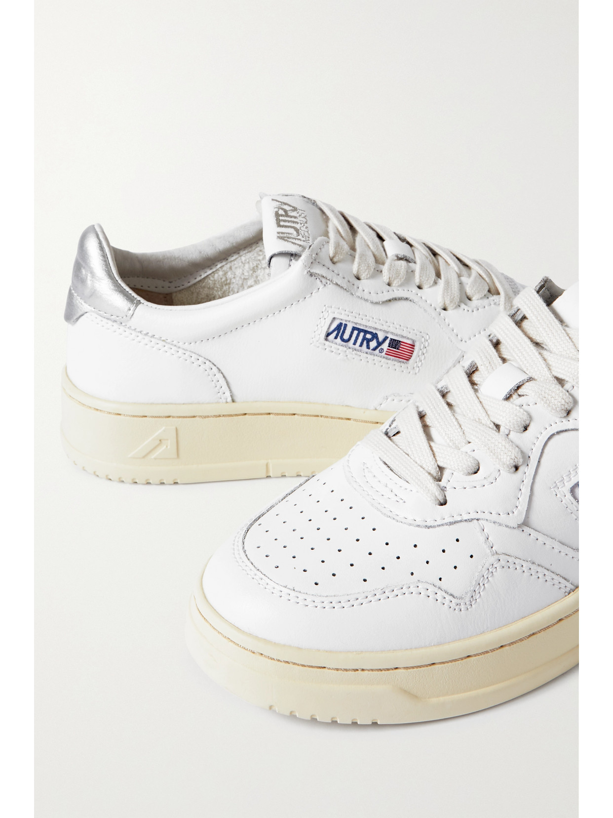 Autry Medalist Low Metallic Leather Sneakers In White