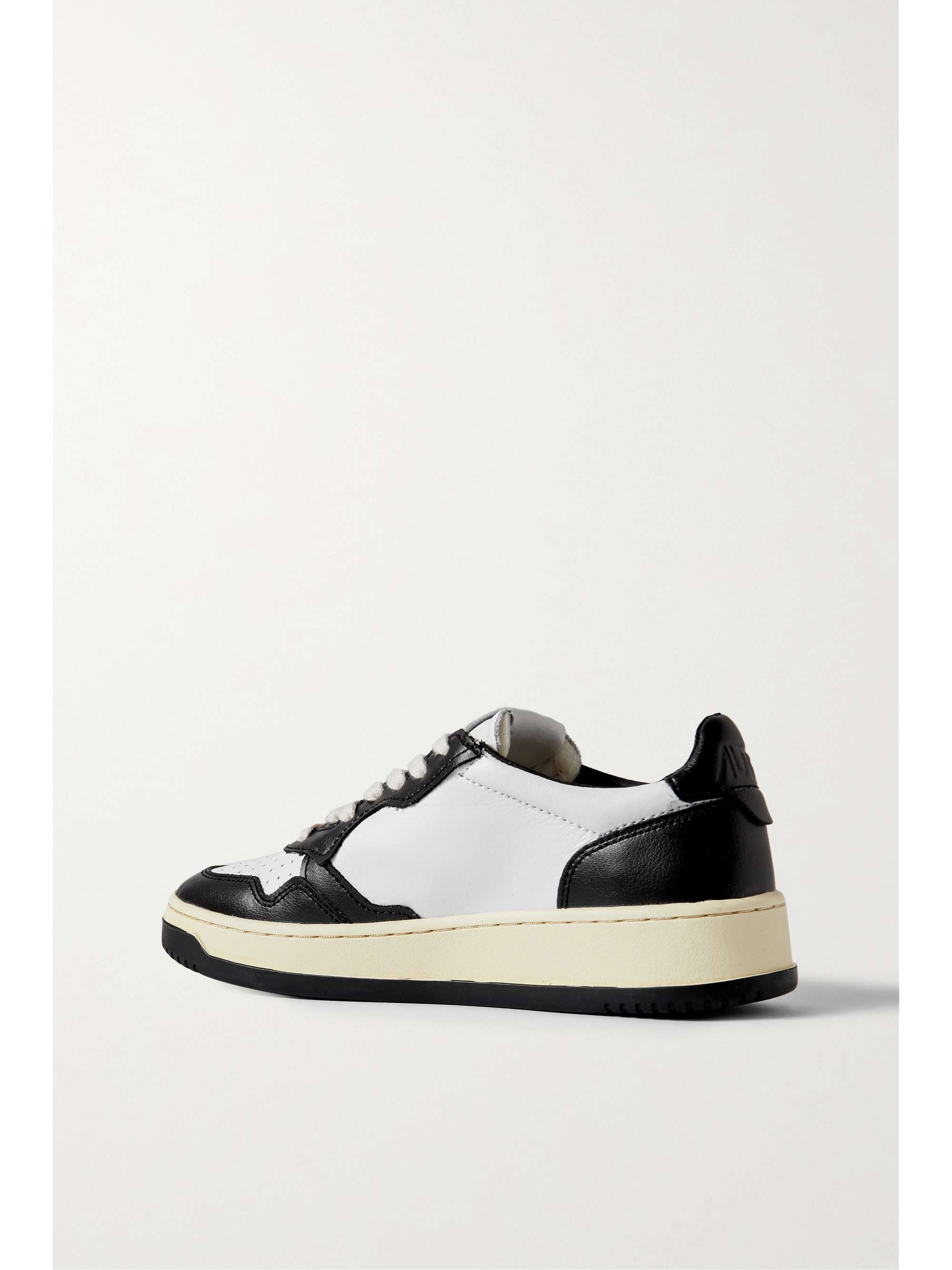 AUTRY Medalist Low leather sneaker