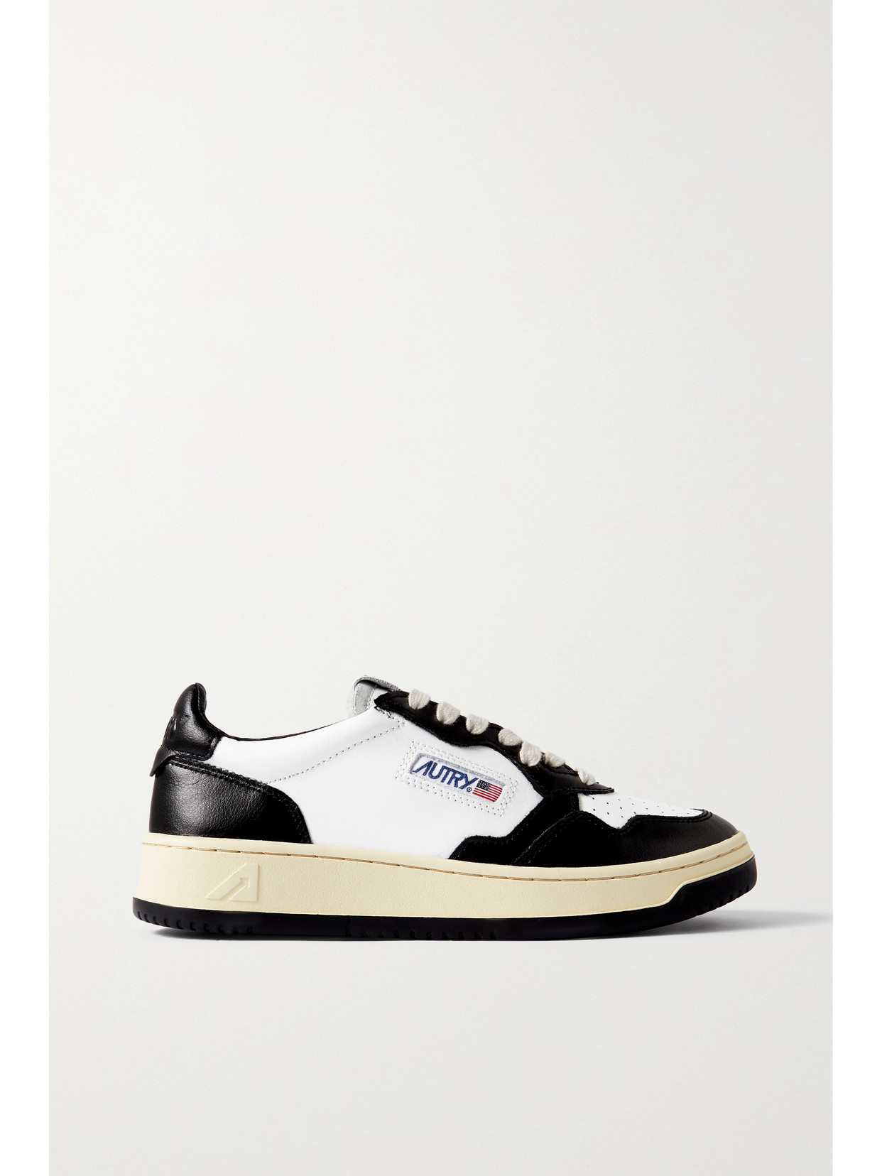 Autry Medalist Low Leather Trainers In Black