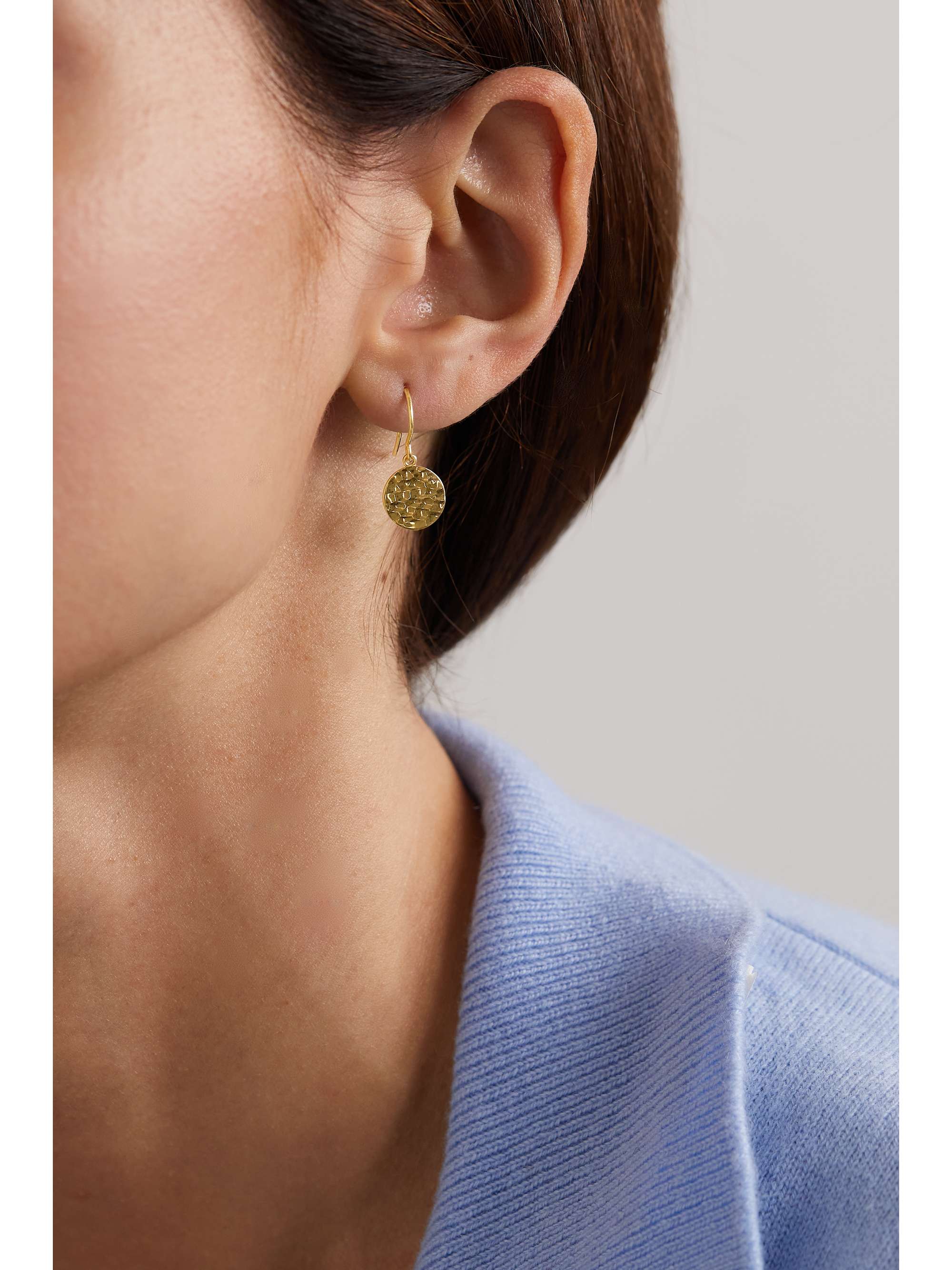 JENNIFER MEYER Mini Hammered Disc 18-karat gold earrings