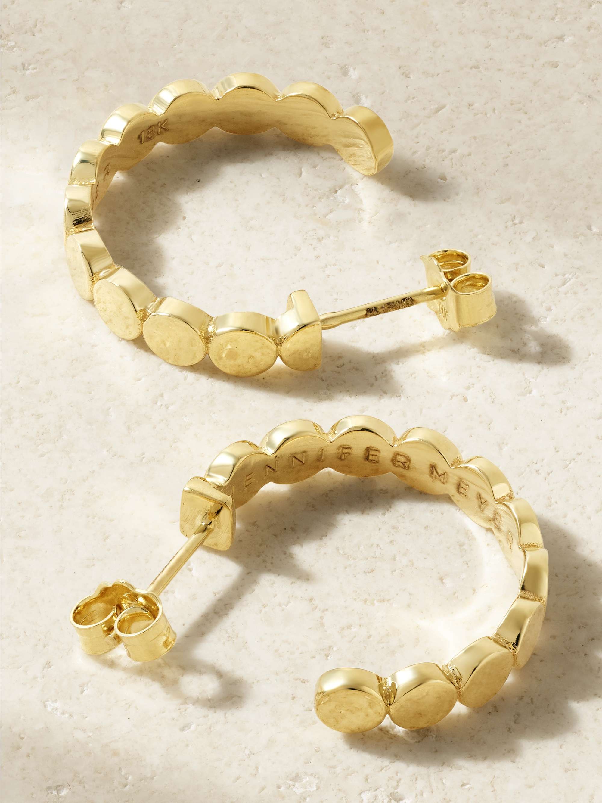 JENNIFER MEYER Small Circle Link 18-karat gold hoop earrings