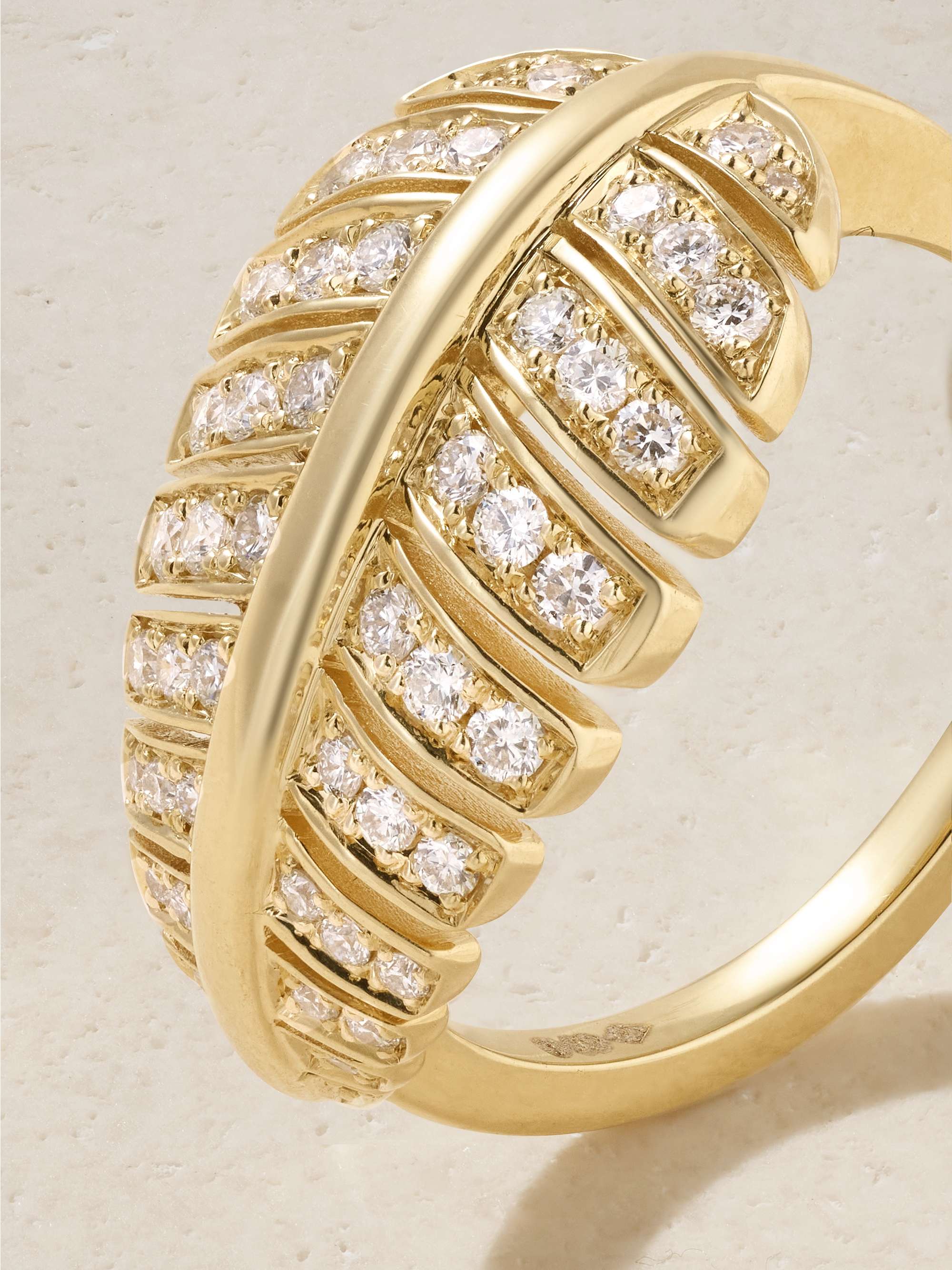 JENNIFER MEYER Small Leaf 18-karat gold diamond ring