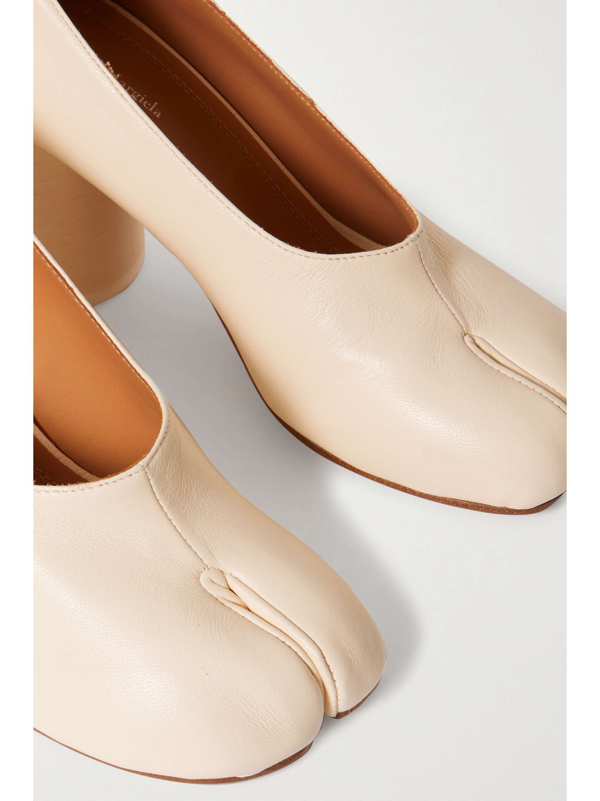 MAISON MARGIELA Tabi split-toe leather pumps | NET-A-PORTER