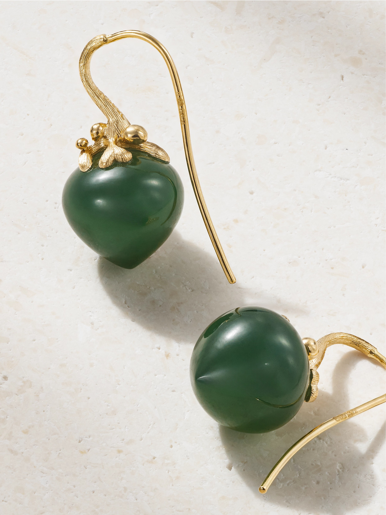 Shop Ole Lynggaard Copenhagen Dew Drops Large 18-karat Gold Serpentine Earrings In Green