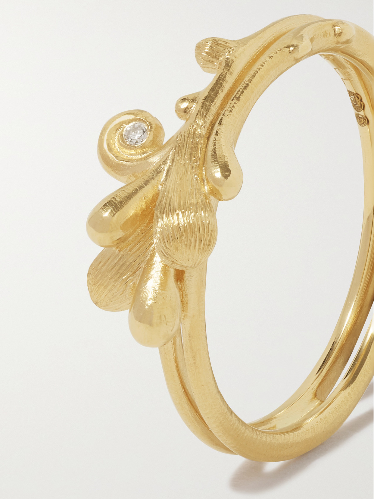 OLE LYNGGAARD COPENHAGEN BOHO 18-KARAT GOLD DIAMOND RING