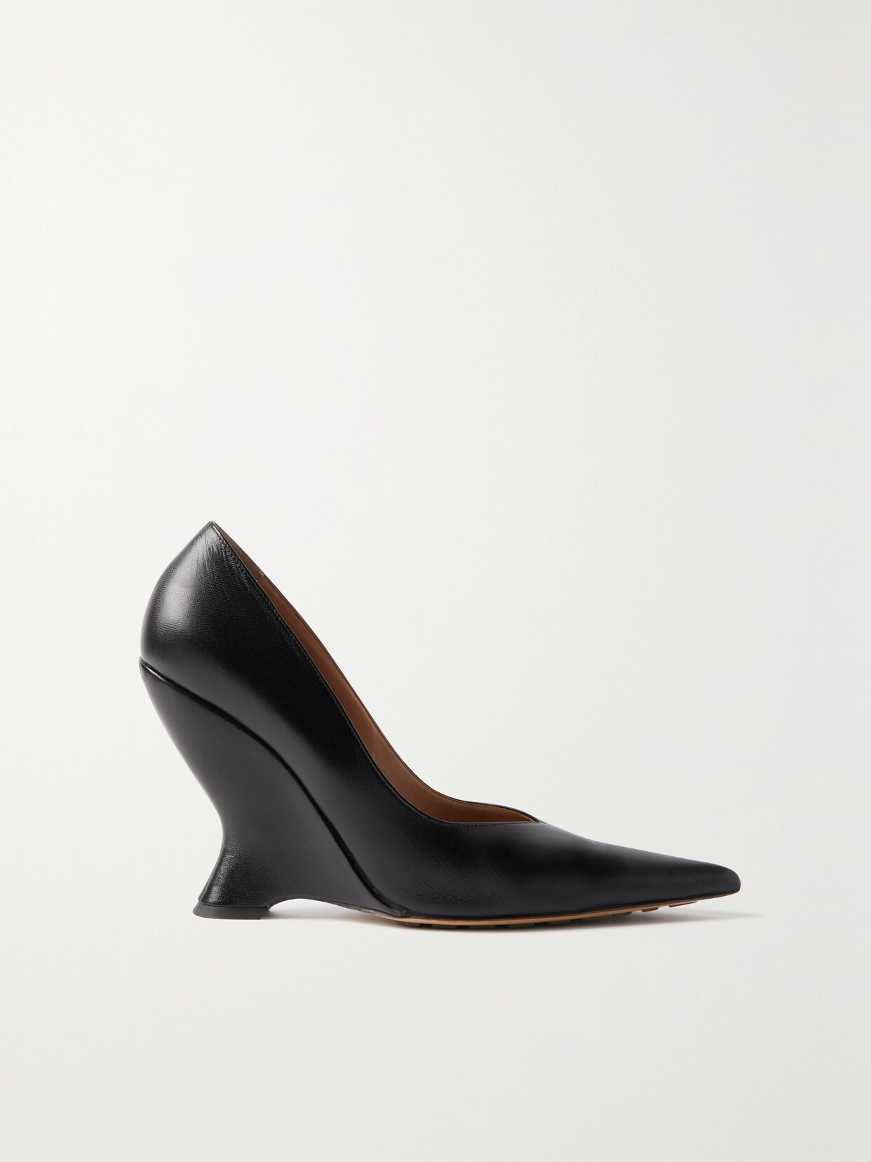 Bottega Veneta - Gloss Leather Wedge Pumps - Black