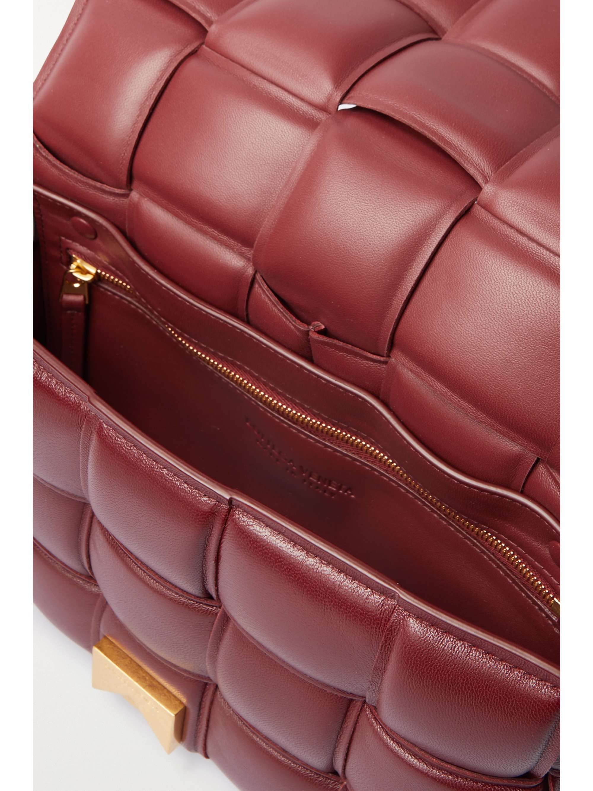 BOTTEGA VENETA Cassette padded intrecciato iridescent leather shoulder bag