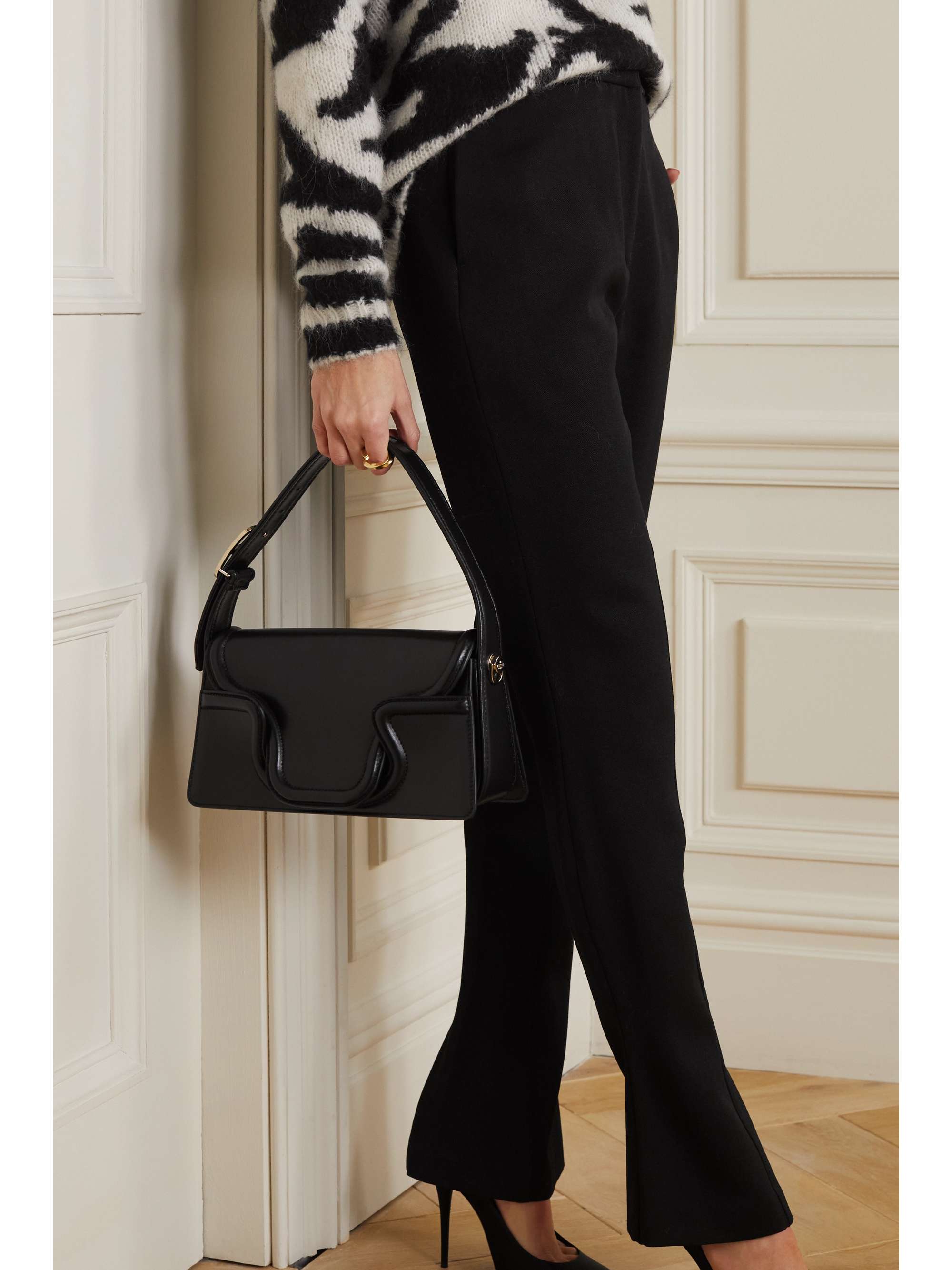 VALENTINO Valentino Garavani Le Grand Deuxieme leather shoulder bag